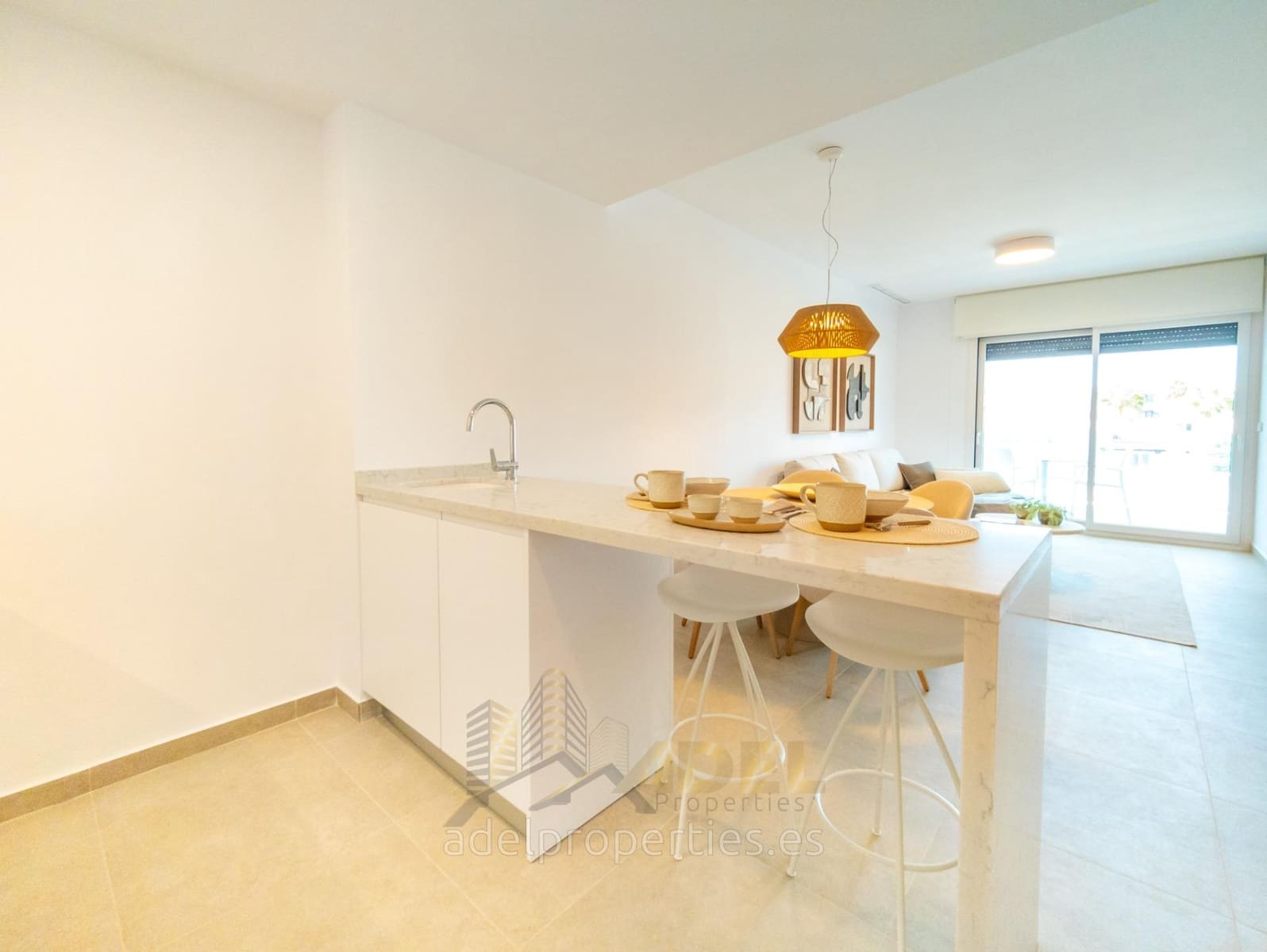 Apartamento de 2 habitaciones en Playa Flamenca en venta con piscina - 325.000 € (Ref: 9112265)