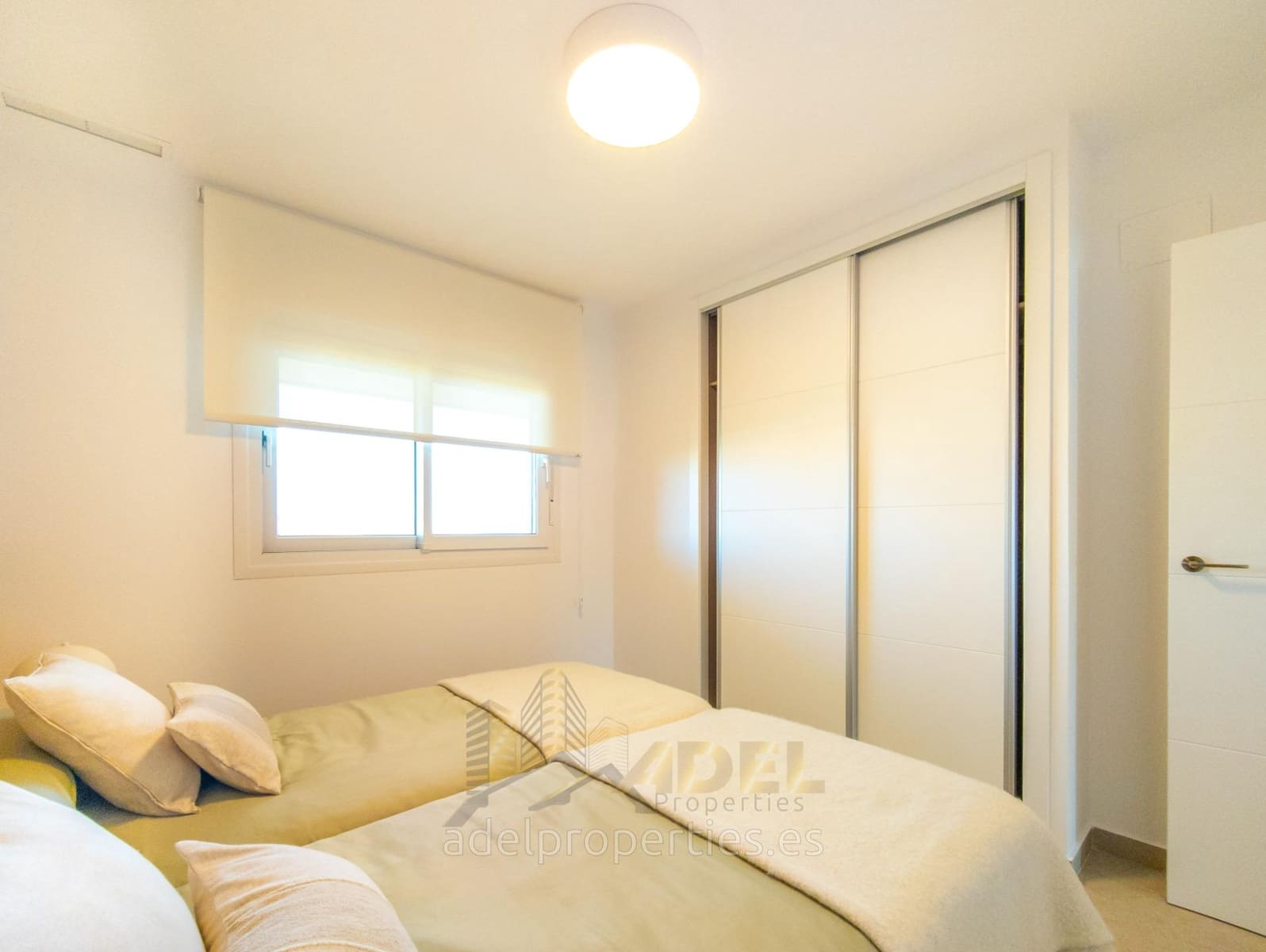 Apartamento de 2 habitaciones en Playa Flamenca en venta con piscina - 325.000 € (Ref: 9112265)