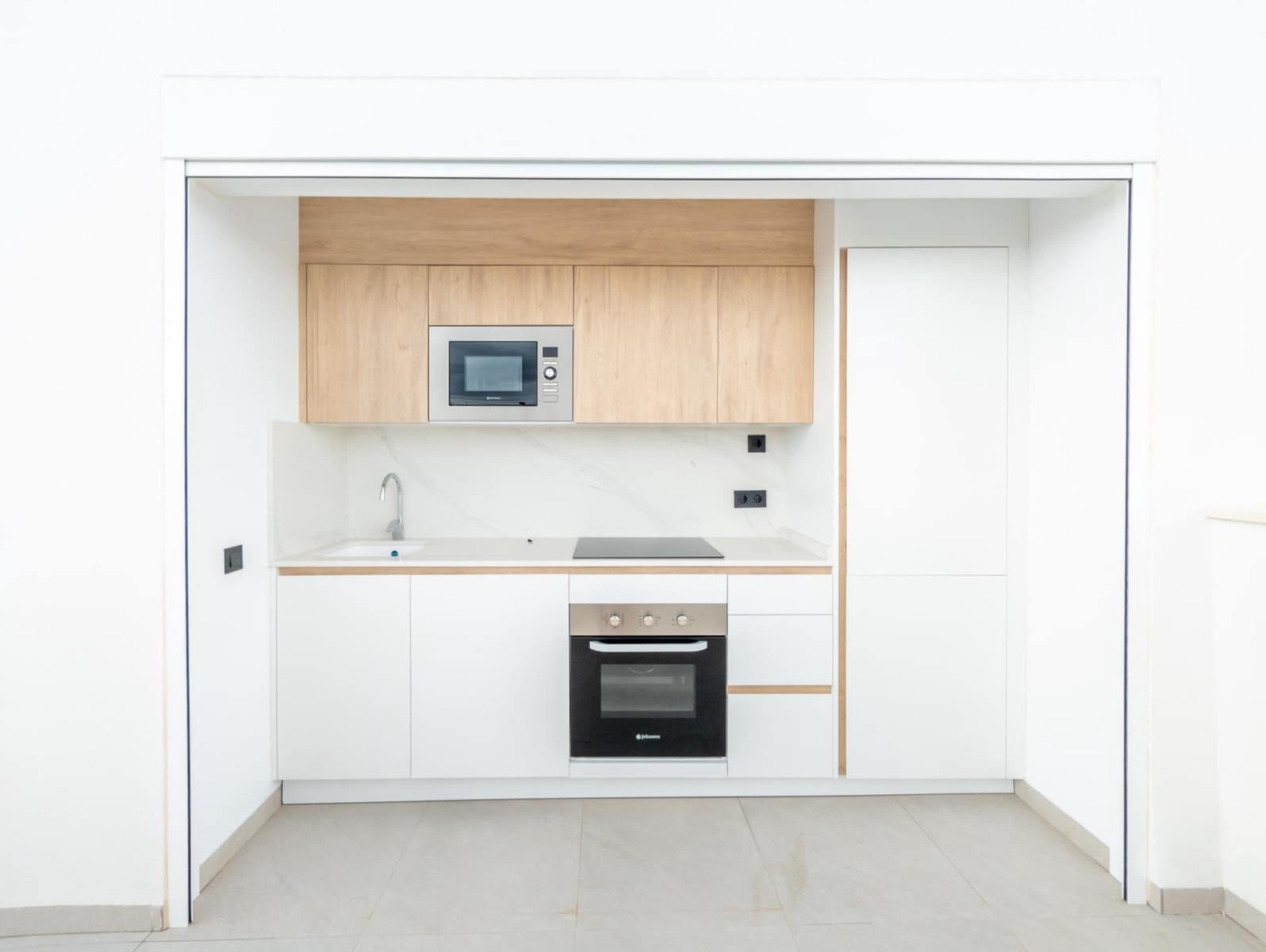 3 bedroom Villa for sale in Ciudad Quesada with pool - € 490,000 (Ref: 9141542)