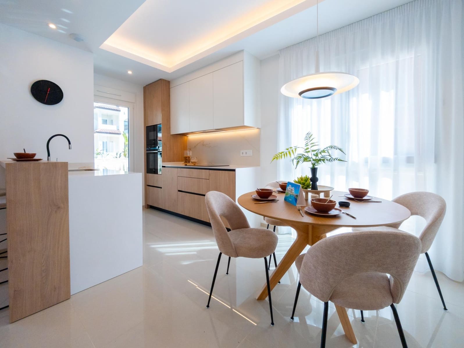 2 slaapkamer Bungalow te koop in Ciudad Quesada met zwembad garage - € 308.000 (Ref: 9147015)