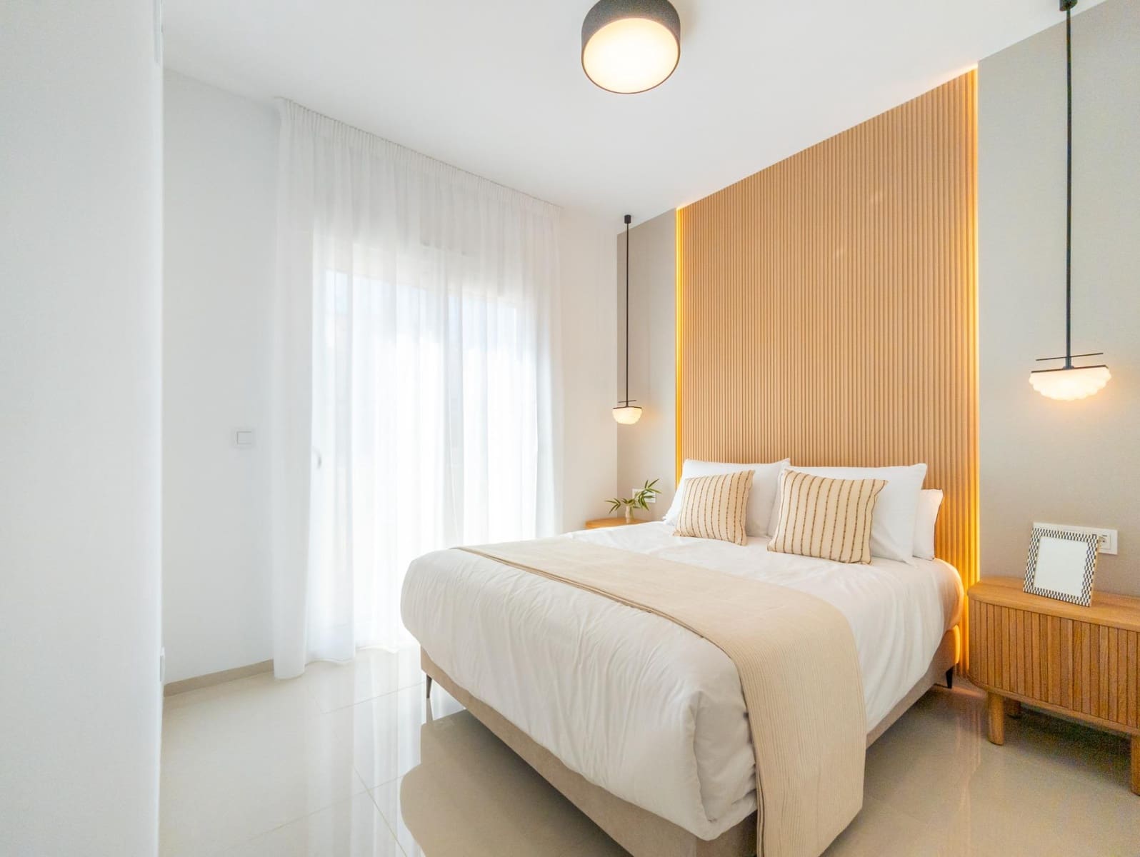 2 slaapkamer Bungalow te koop in Ciudad Quesada met zwembad garage - € 308.000 (Ref: 9147015)