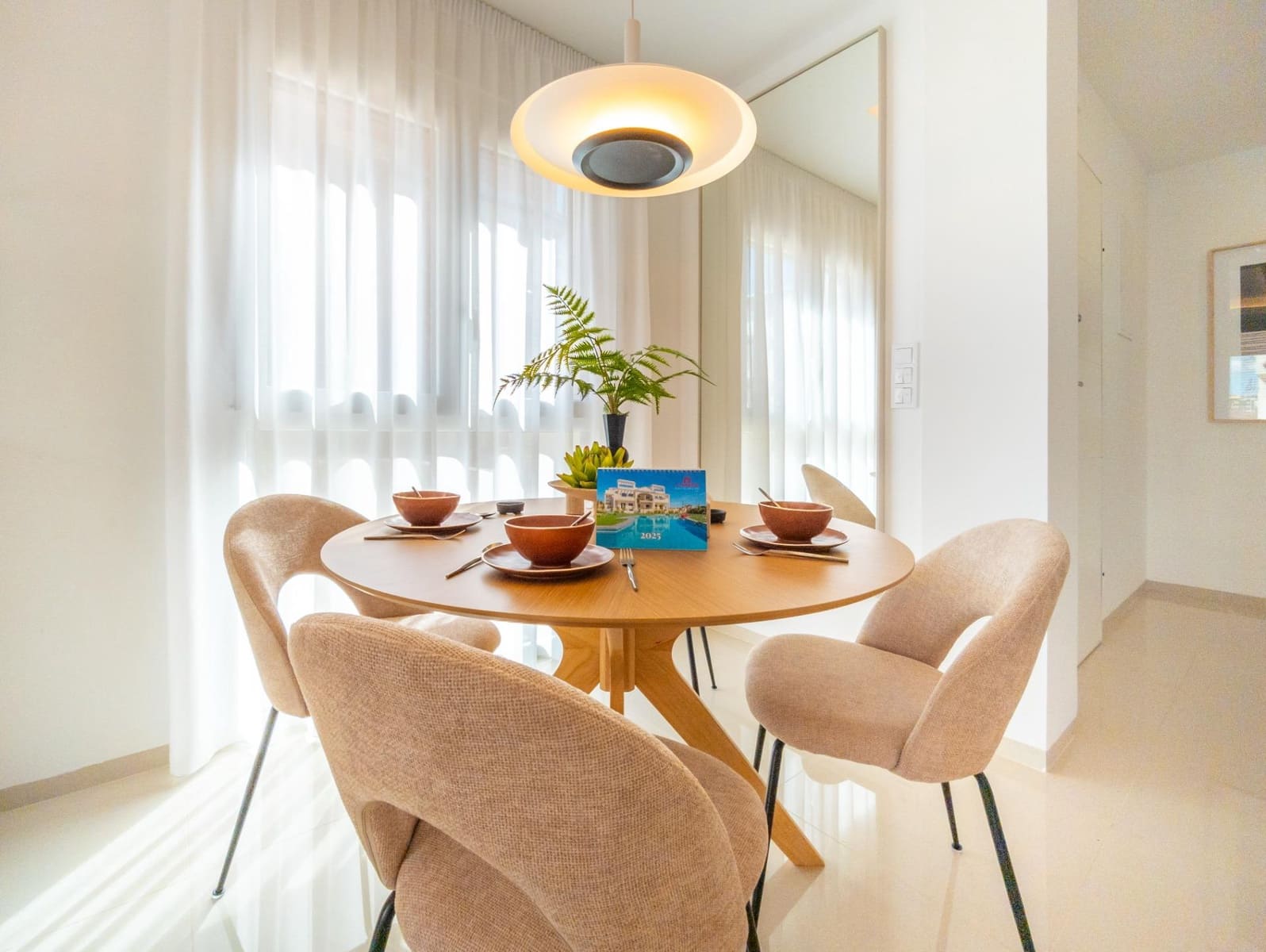 2 slaapkamer Bungalow te koop in Ciudad Quesada met zwembad garage - € 308.000 (Ref: 9147015)