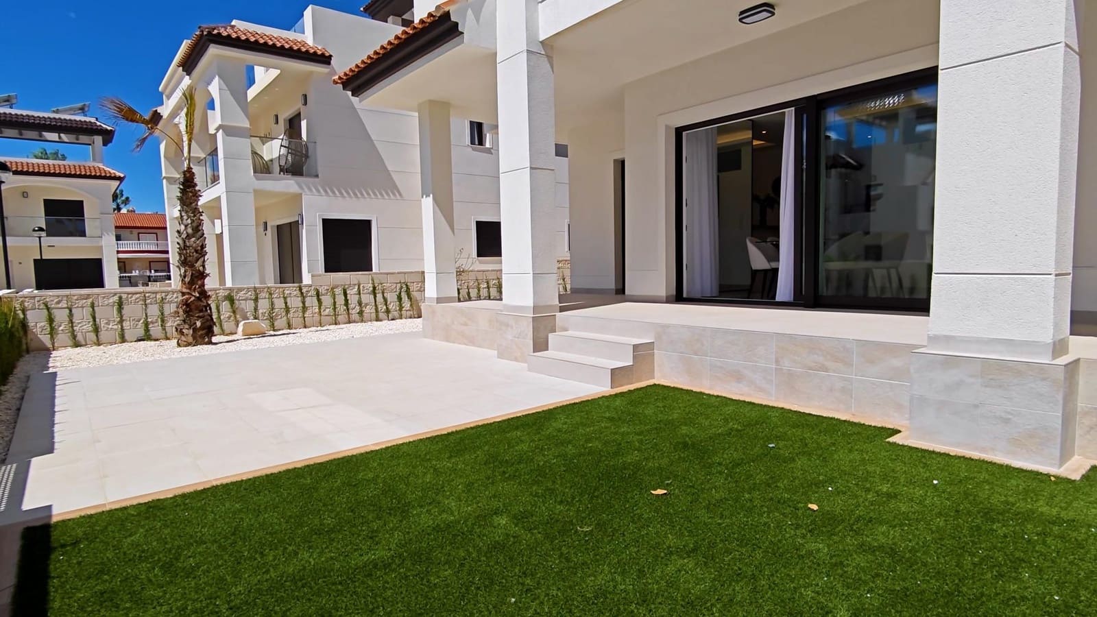 2 bedroom Bungalow for sale in Ciudad Quesada with pool garage - € 308,000 (Ref: 9147015)