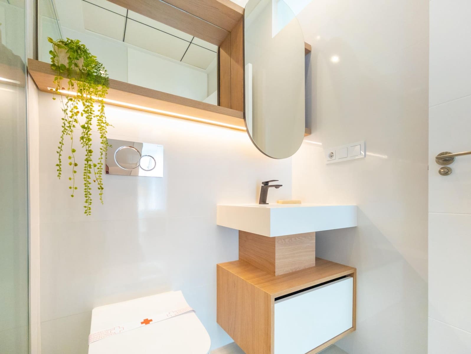 2 sypialnia Bungalow na sprzedaż w Ciudad Quesada z basenem garażem - 308 000 € (Ref: 9147015)