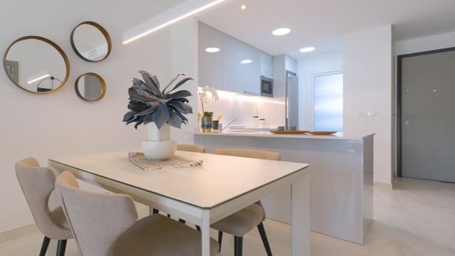 2 Zimmer Apartment zu verkaufen in Torrevieja mit Pool Garage - 335.000 € (Ref: 9147017)