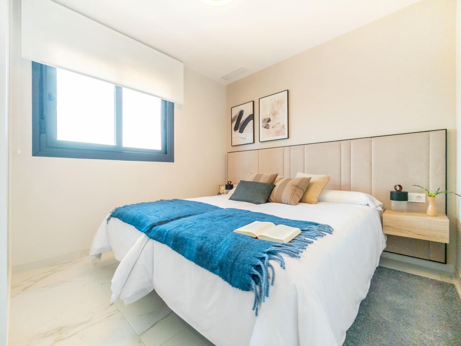 2 bedroom Apartment for sale in Torrevieja with pool garage - € 335,000 (Ref: 9147017)