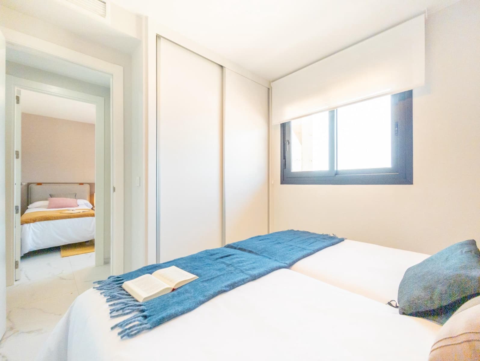 2 bedroom Apartment for sale in Torrevieja with pool garage - € 335,000 (Ref: 9147017)