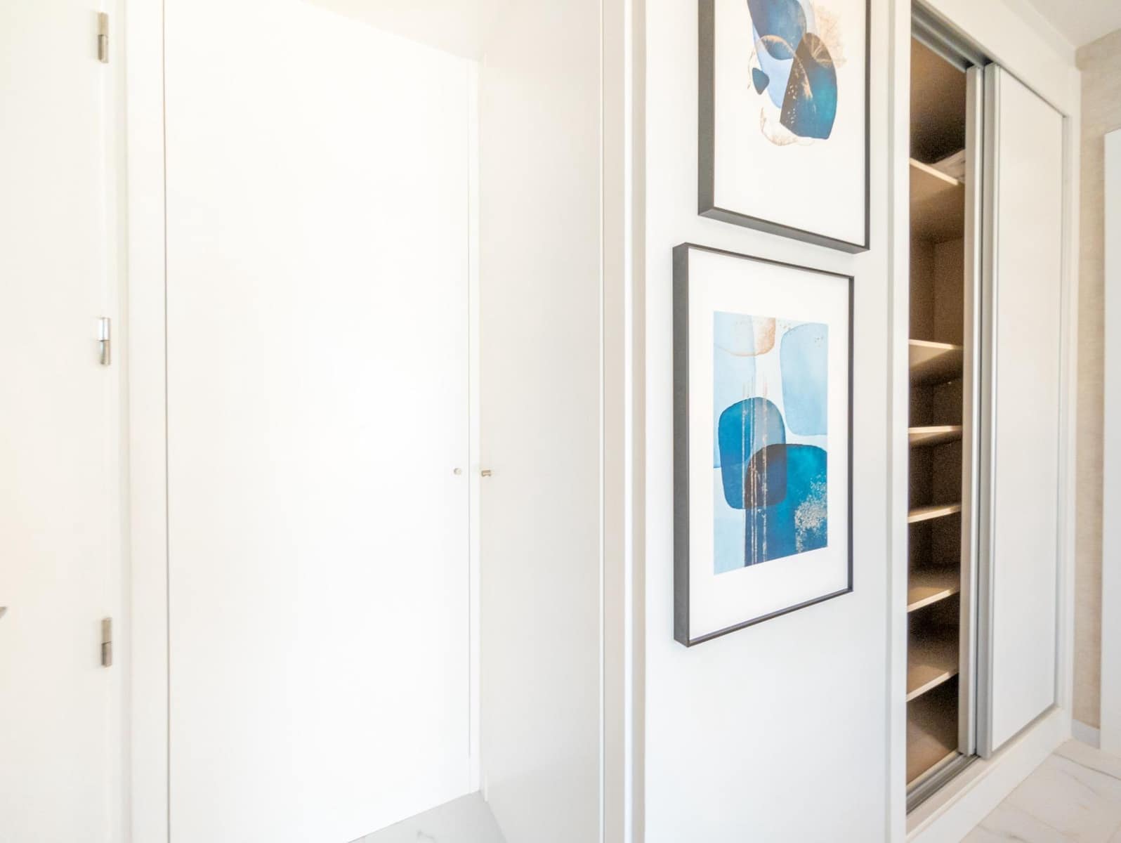 2 bedroom Apartment for sale in Torrevieja with pool garage - € 335,000 (Ref: 9147017)