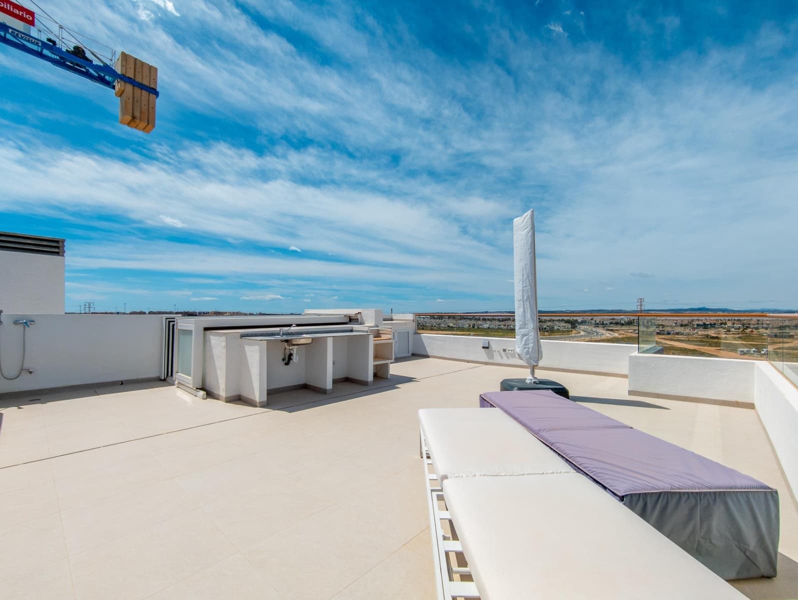 2 bedroom Apartment for sale in Torrevieja with pool garage - € 335,000 (Ref: 9147017)