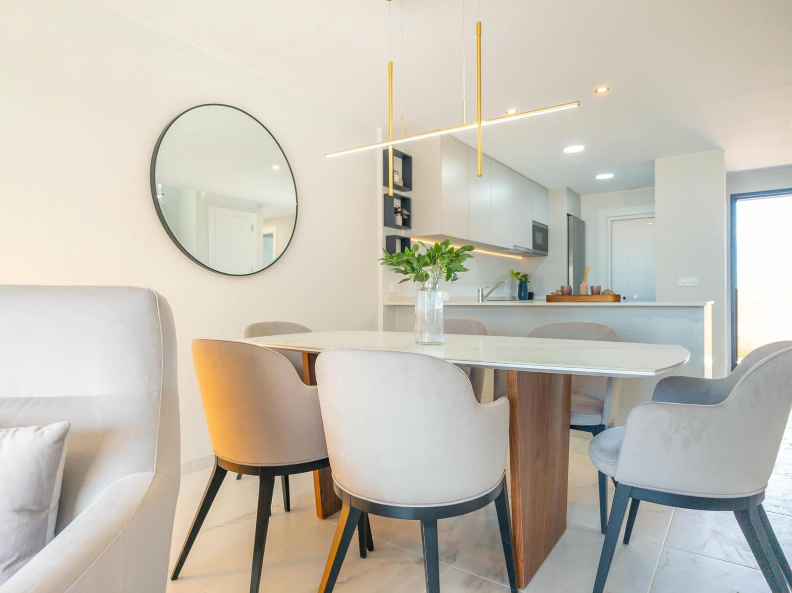 2 bedroom Apartment for sale in Torrevieja with pool - € 335,000 (Ref: 9147017)