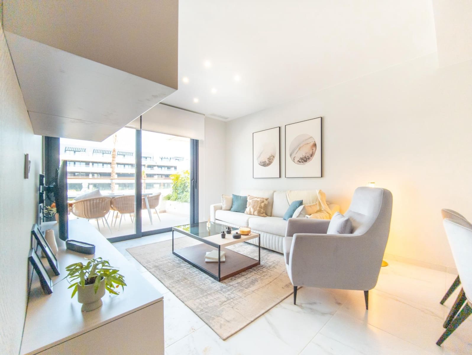 2 bedroom Apartment for sale in Torrevieja with pool - € 335,000 (Ref: 9147017)