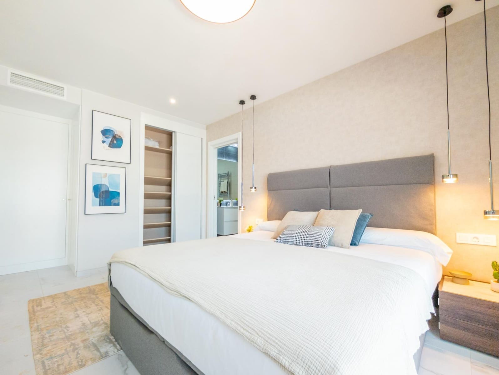 2 soverom Leilighet til salgs i Torrevieja med svømmebasseng - € 335 000 (Ref: 9147017)