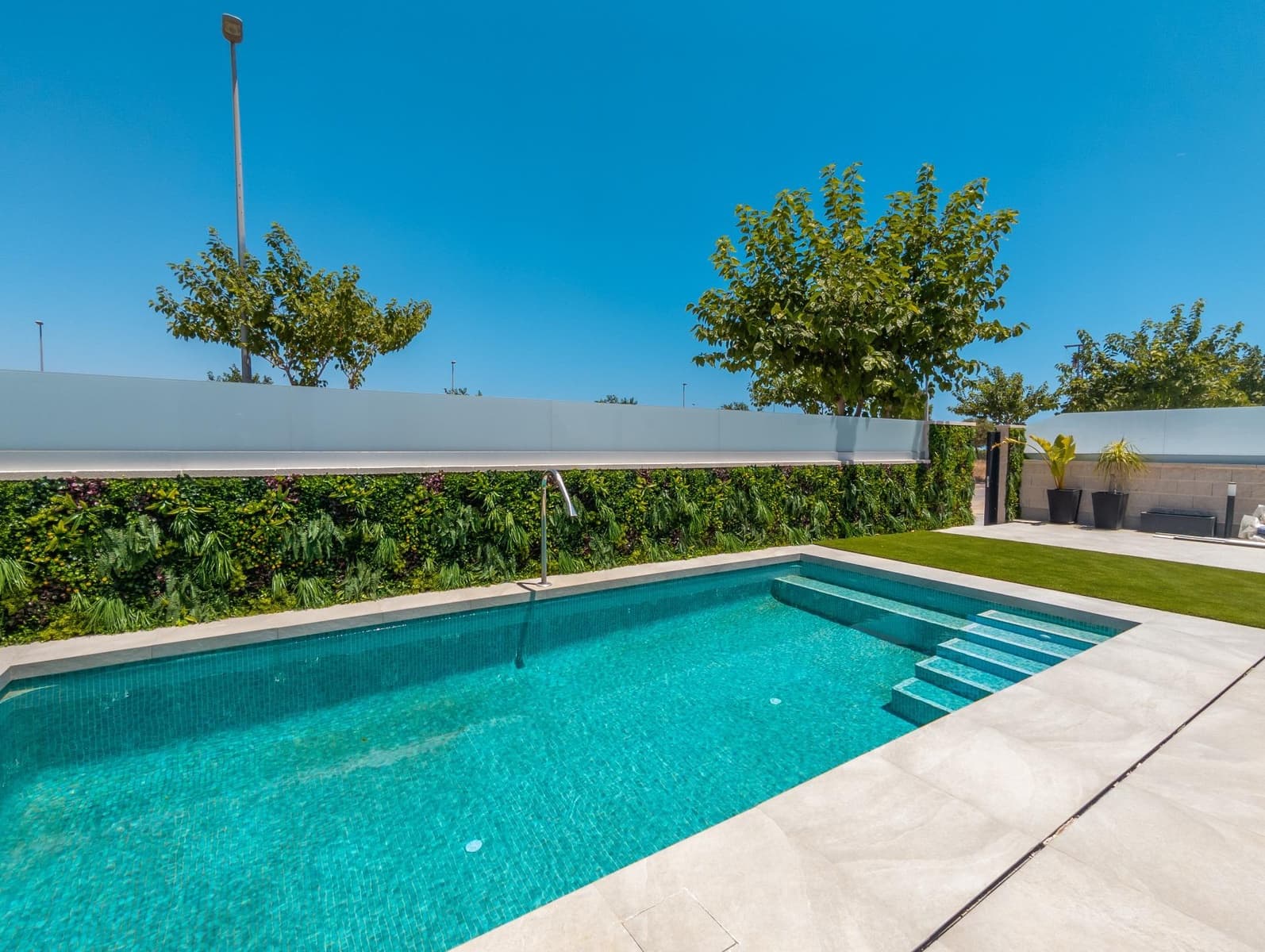 3 bedroom Villa for sale in Pilar de la Horadada with pool - € 725,000 (Ref: 9147019)