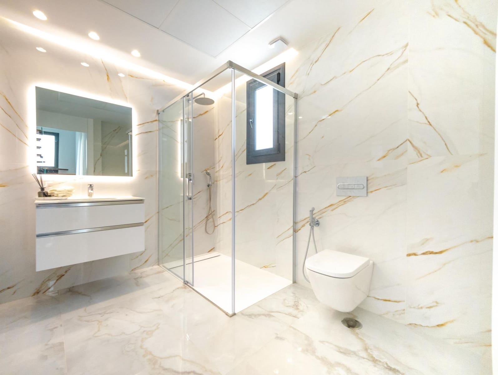 3 Zimmer Villa zu verkaufen in Pilar de la Horadada mit Pool - 725.000 € (Ref: 9147019)