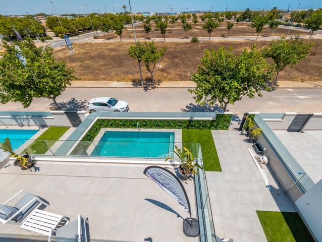 3 sypialnia Willa na sprzedaż w Pilar de la Horadada ciudad, Pilar de la Horadada z basenem - 725 000 € (Ref: 9147019)