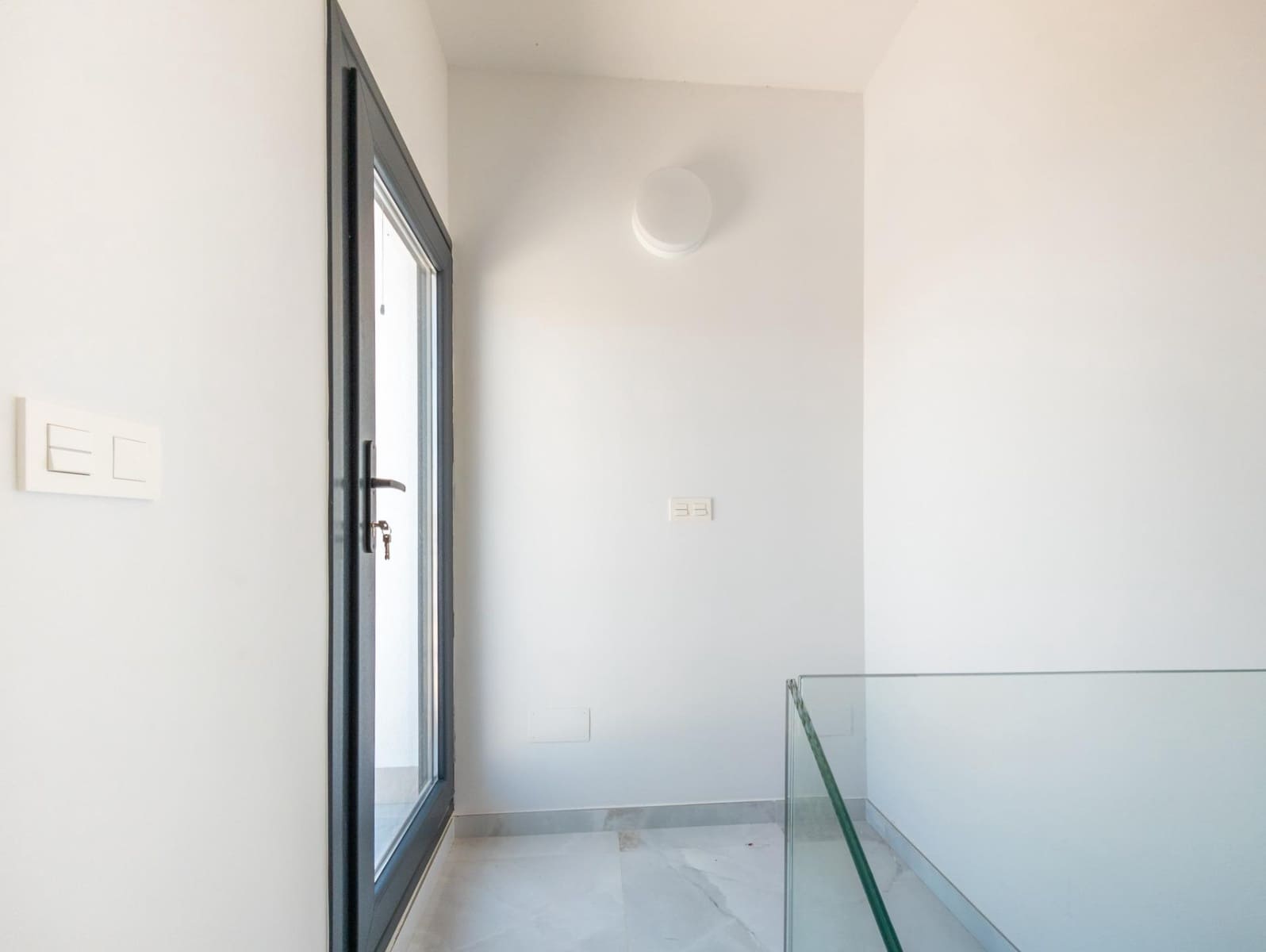 Chalet de 3 habitaciones en Pilar de la Horadada en venta con piscina - 725.000 € (Ref: 9147019)