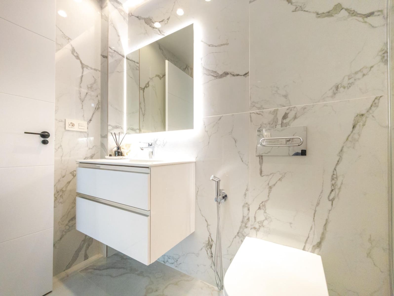 Chalet de 3 habitaciones en Pilar de la Horadada en venta con piscina - 725.000 € (Ref: 9147019)