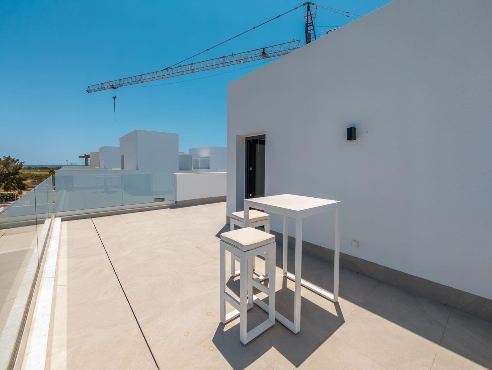 Chalet de 3 habitaciones en Pilar de la Horadada en venta con piscina - 725.000 € (Ref: 9147019)