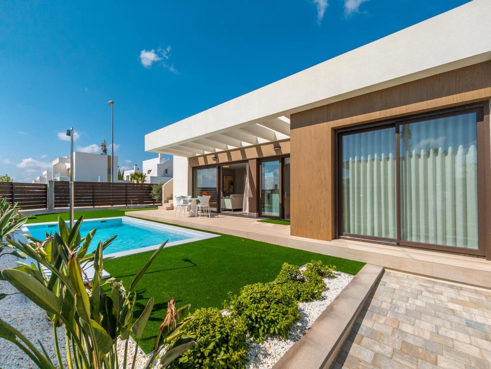 3 bedroom Villa for sale in Orihuela Costa with pool - € 469,900 (Ref: 9162197)