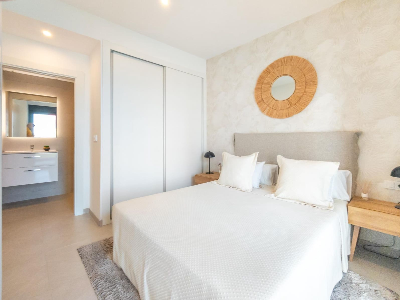 2 Zimmer Apartment zu verkaufen in Torrevieja mit Pool - 285.000 € (Ref: 9217291)