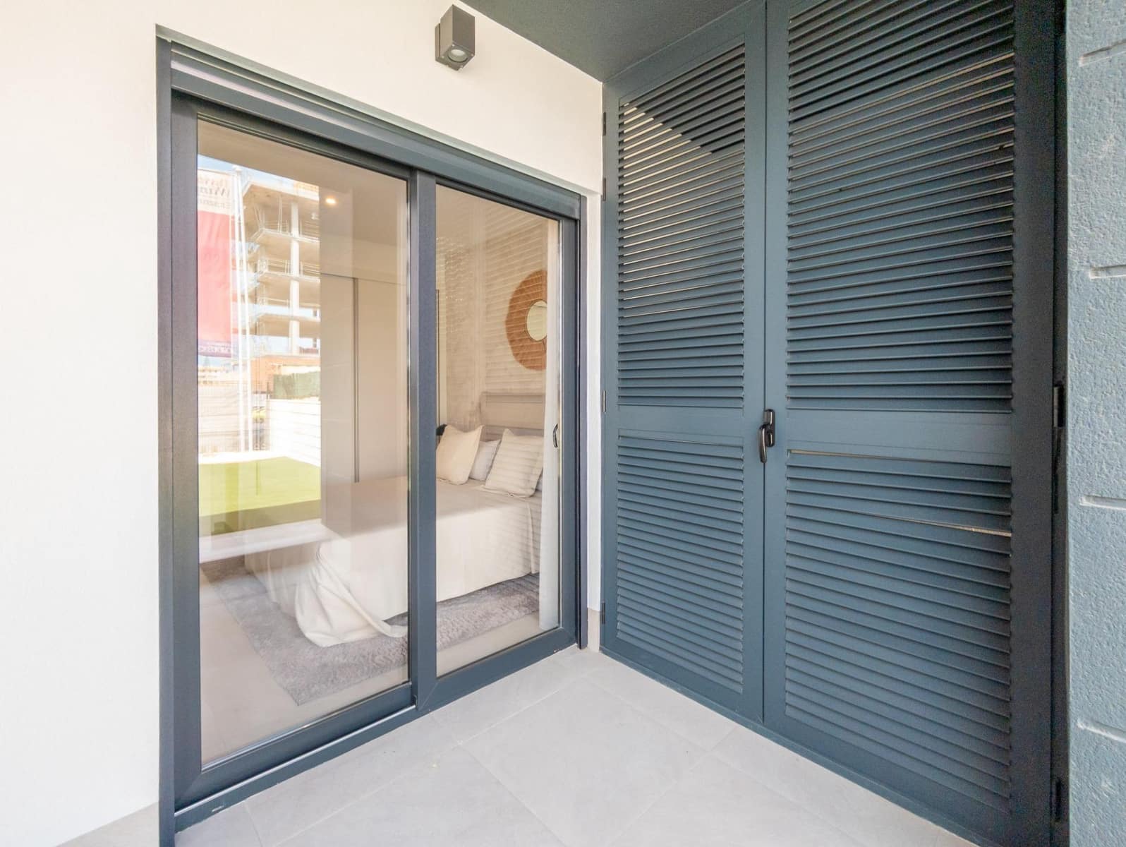 2 Zimmer Apartment zu verkaufen in Torrevieja mit Pool - 285.000 € (Ref: 9217291)