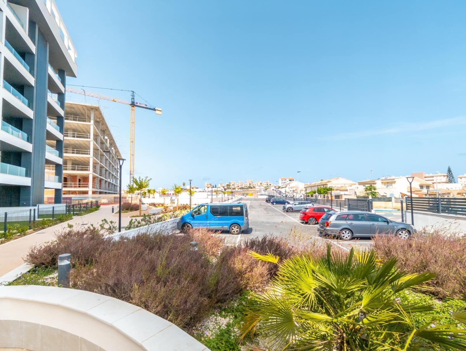 2 bedroom Apartment for sale in Torrevieja with pool - € 285,000 (Ref: 9217291)