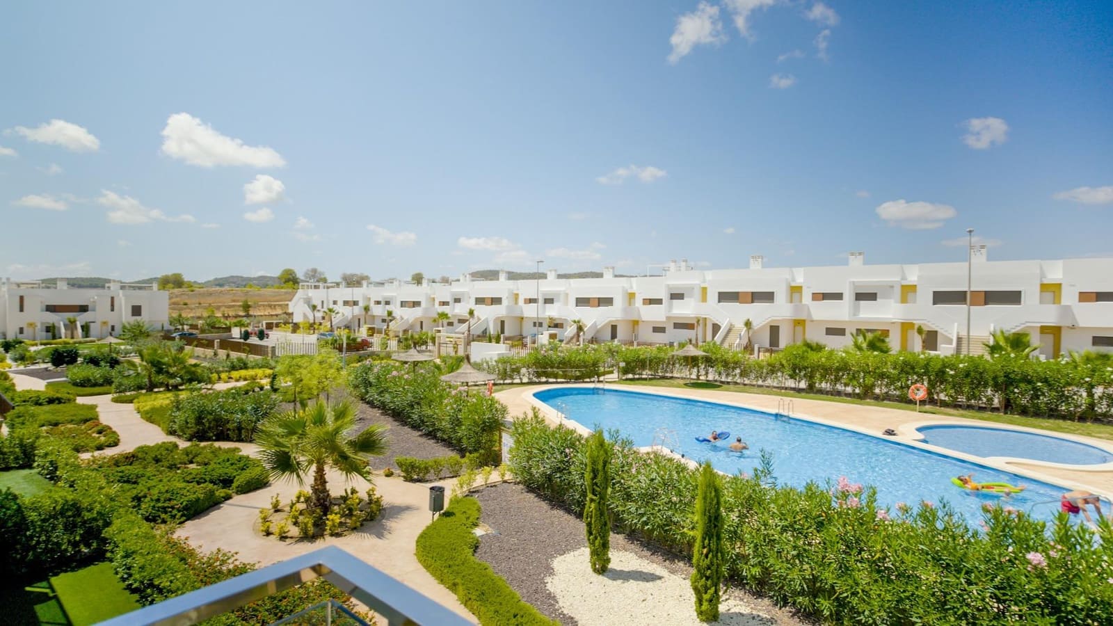 2 bedroom Apartment for sale in Orihuela with pool - € 239,900 (Ref: 9217292)