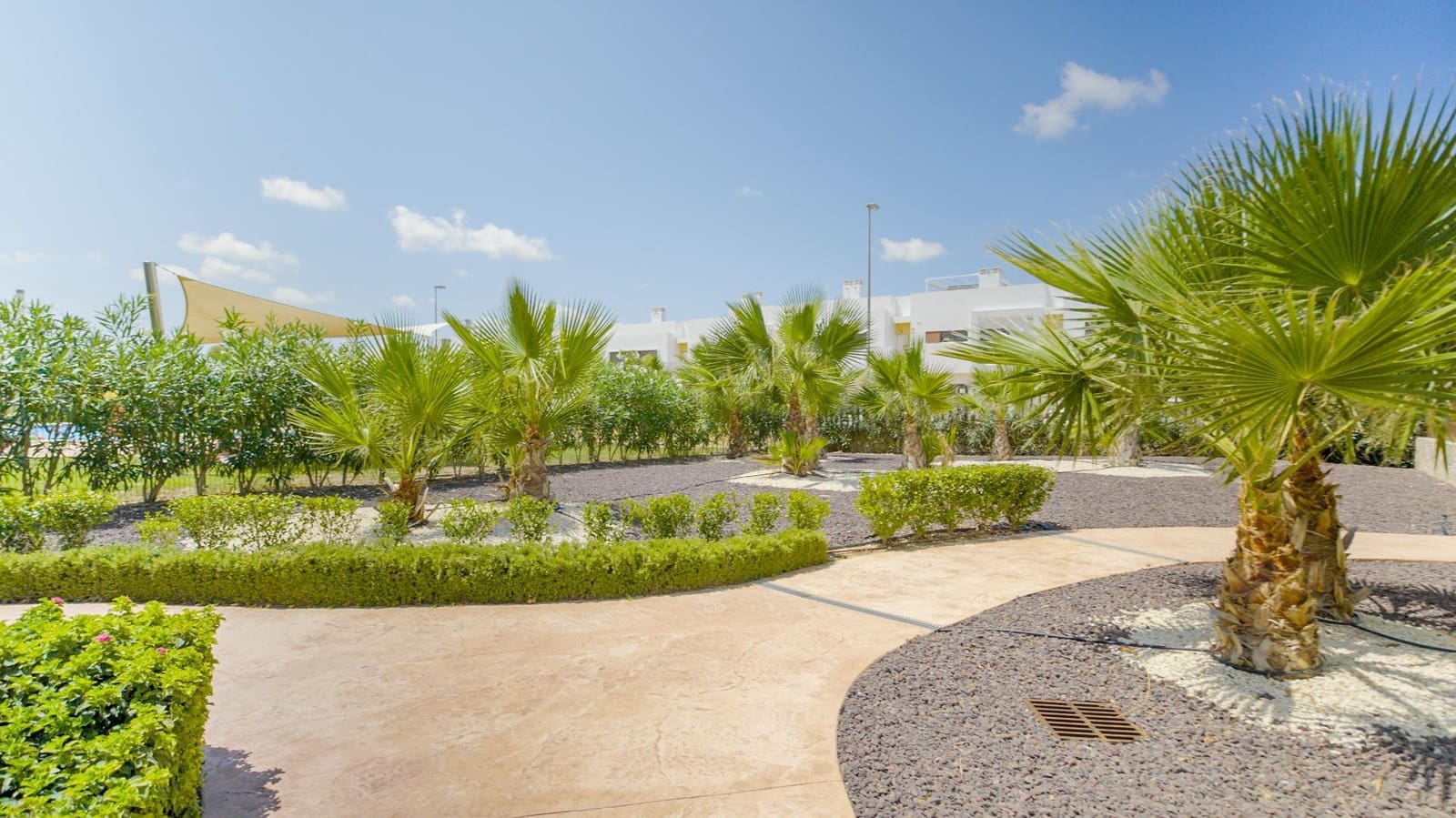 2 bedroom Apartment for sale in Orihuela with pool - € 239,900 (Ref: 9217292)