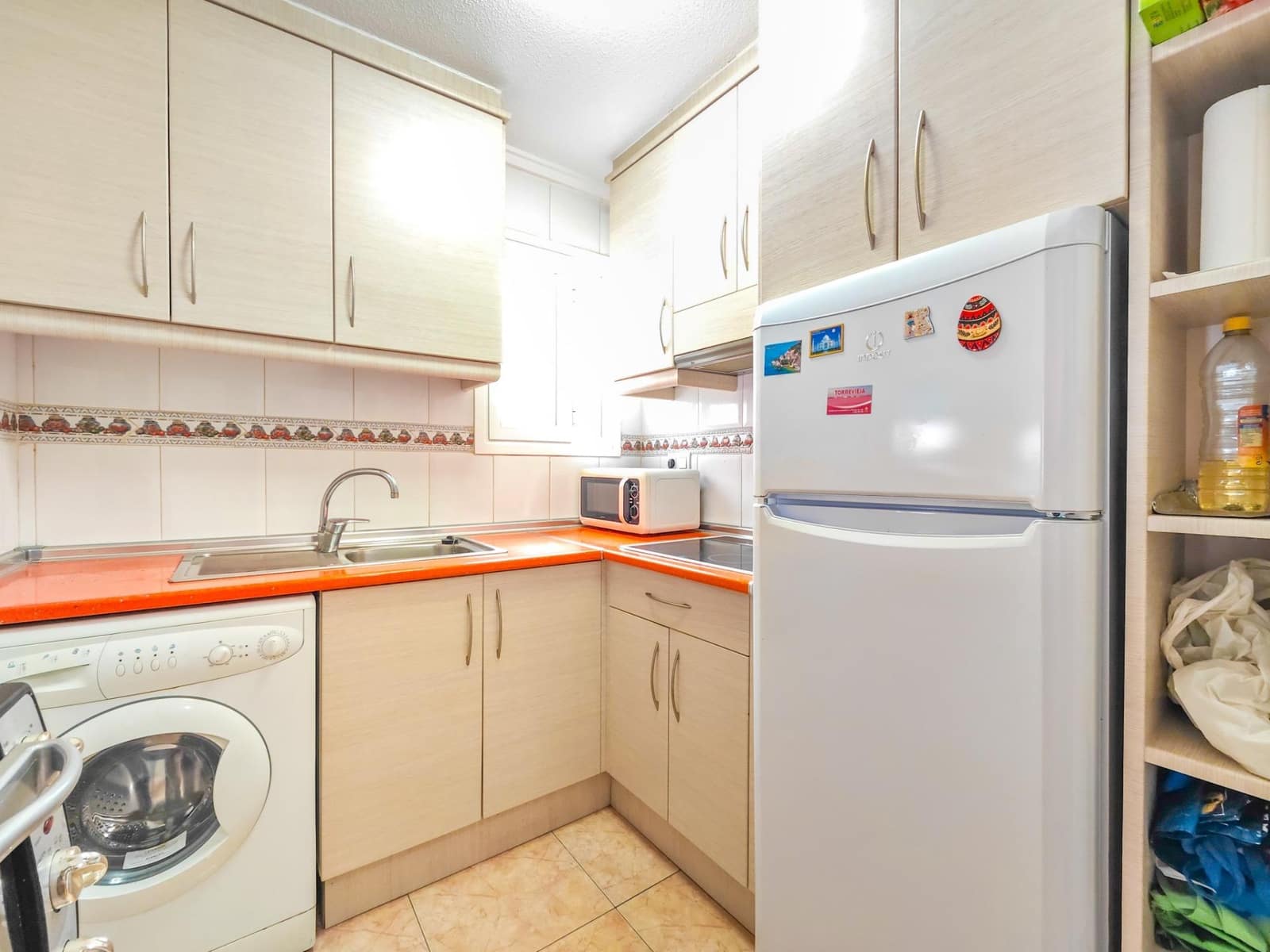 2 sypialnia Apartament na sprzedaż w Torrevieja z basenem - 149 000 € (Ref: 9220224)