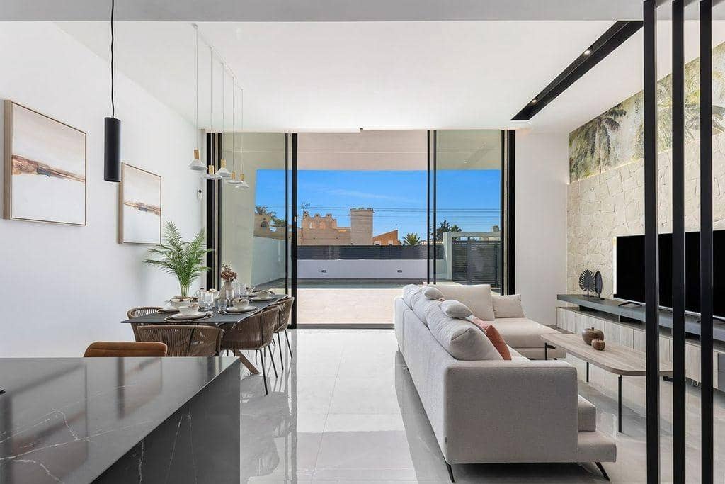 3 slaapkamer Villa te koop in Los Balcones met zwembad - € 700.000 (Ref: 9247211)