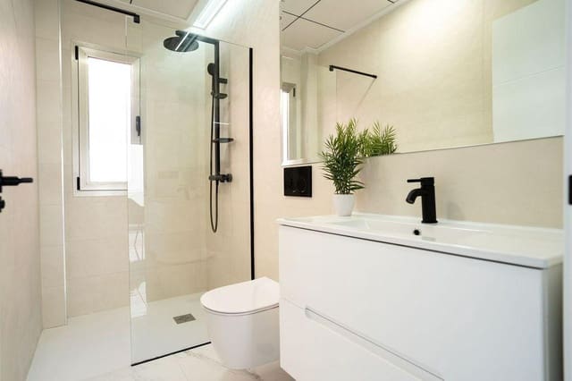 3 Zimmer Bungalow zu verkaufen in Pilar de la Horadada mit Pool - 305.000 € (Ref: 9257241)