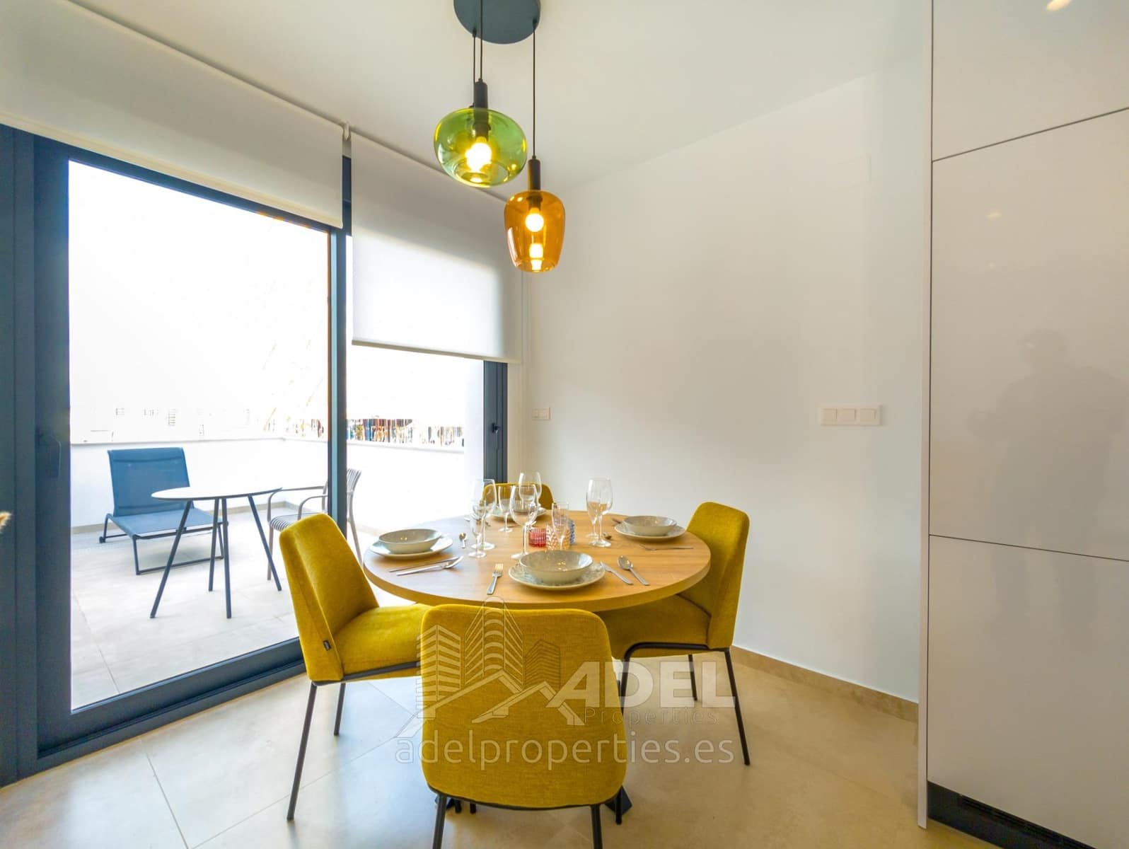 Apartamento de 2 habitaciones en Los Balcones en venta con piscina - 299.900 € (Ref: 9285172)