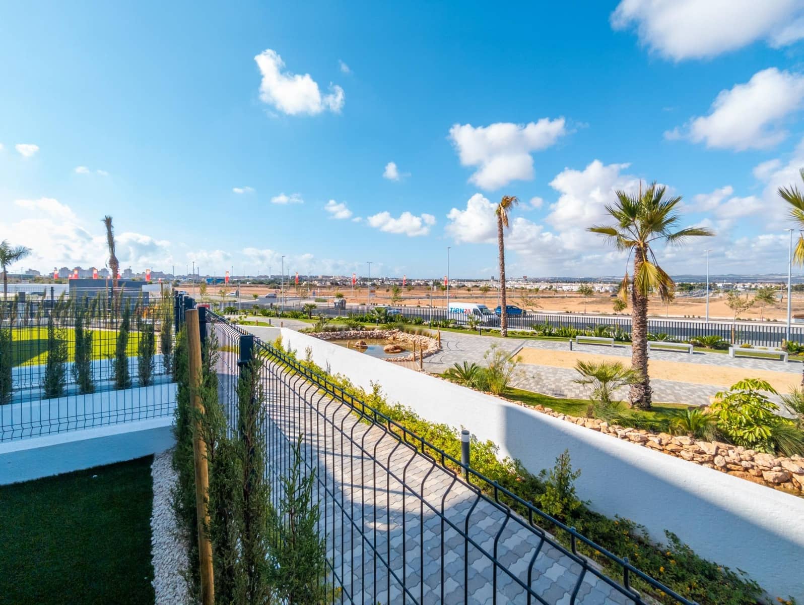 2 slaapkamer Appartement te koop in Paraje Natural met zwembad - € 287.000 (Ref: 9330586)