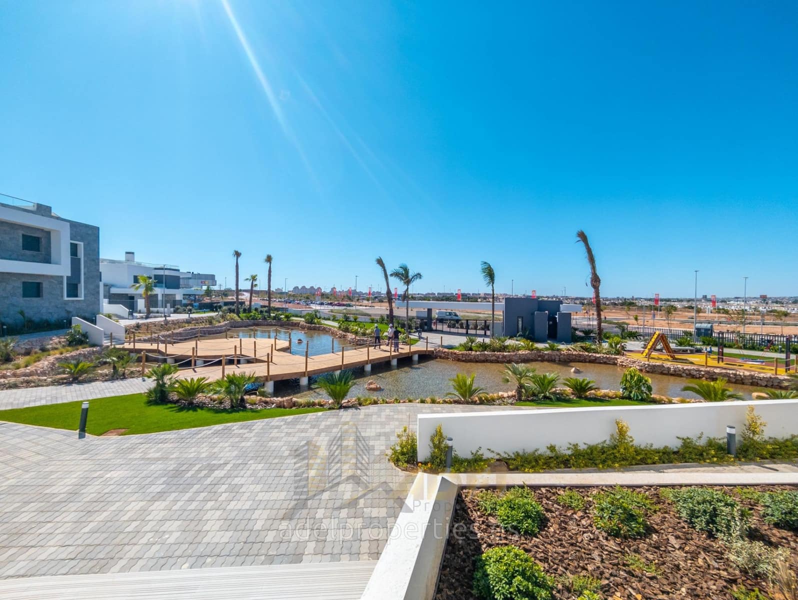 2 slaapkamer Appartement te koop in Paraje Natural met zwembad - € 287.000 (Ref: 9330586)