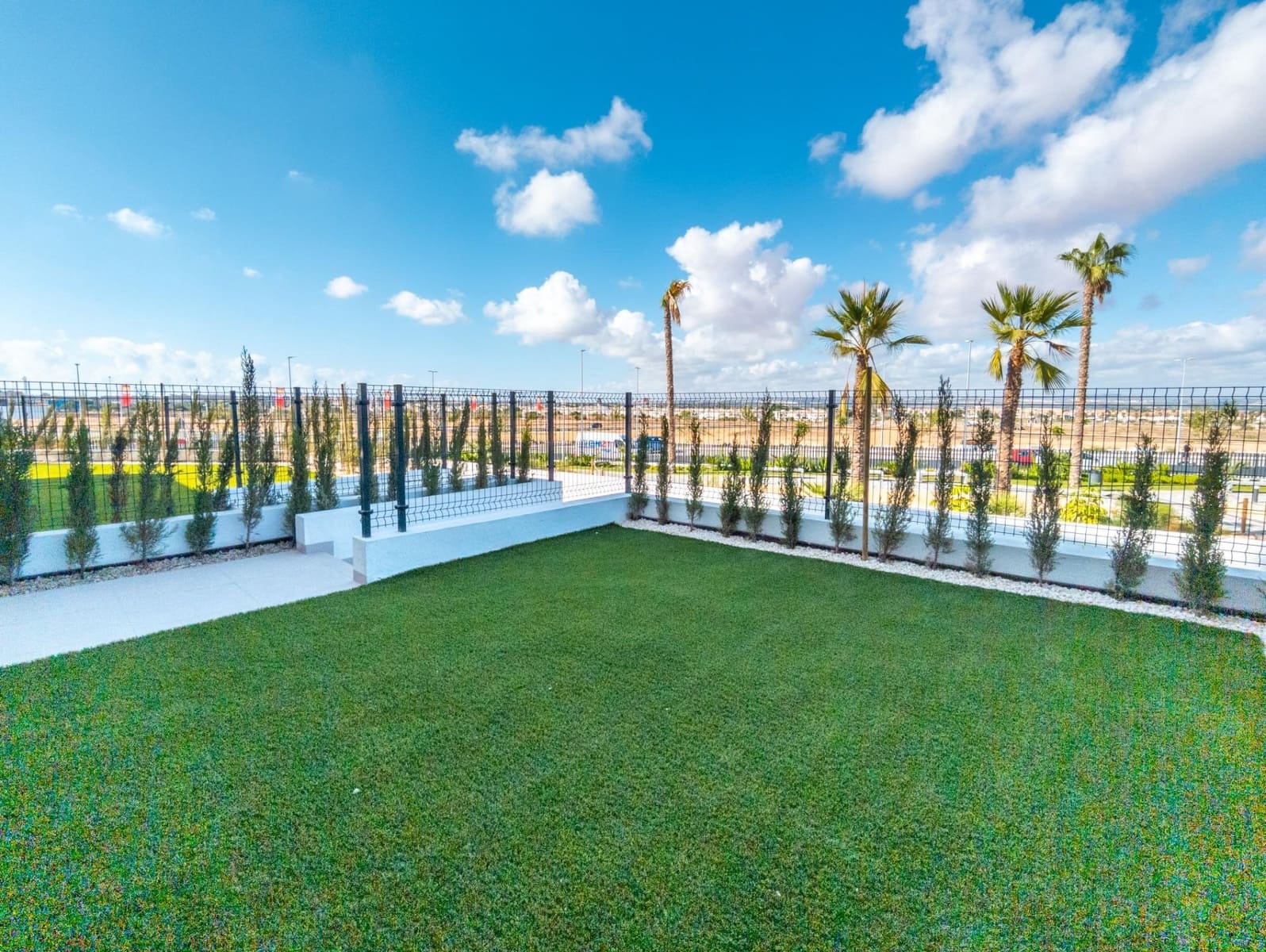 2 slaapkamer Appartement te koop in Paraje Natural met zwembad - € 287.000 (Ref: 9330586)