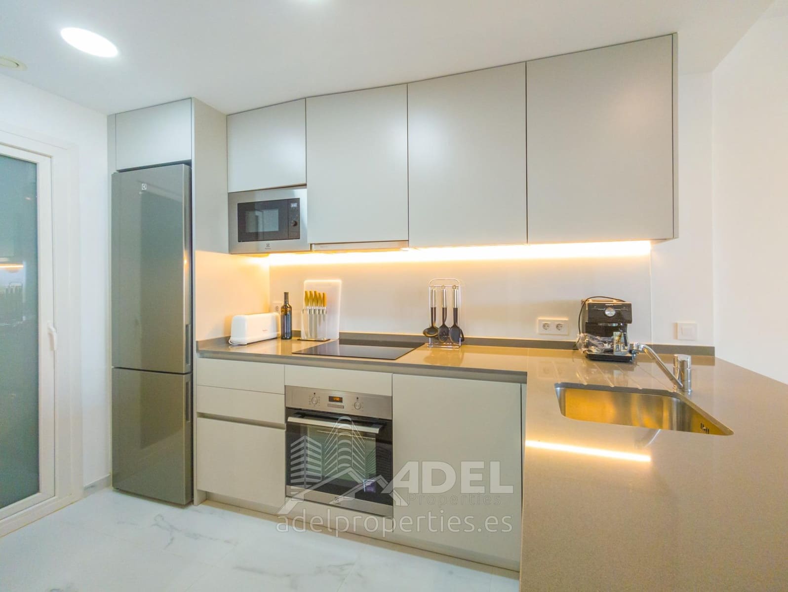 2 bedroom Apartment for sale in Paraje Natural with pool - € 287,000 (Ref: 9330586)