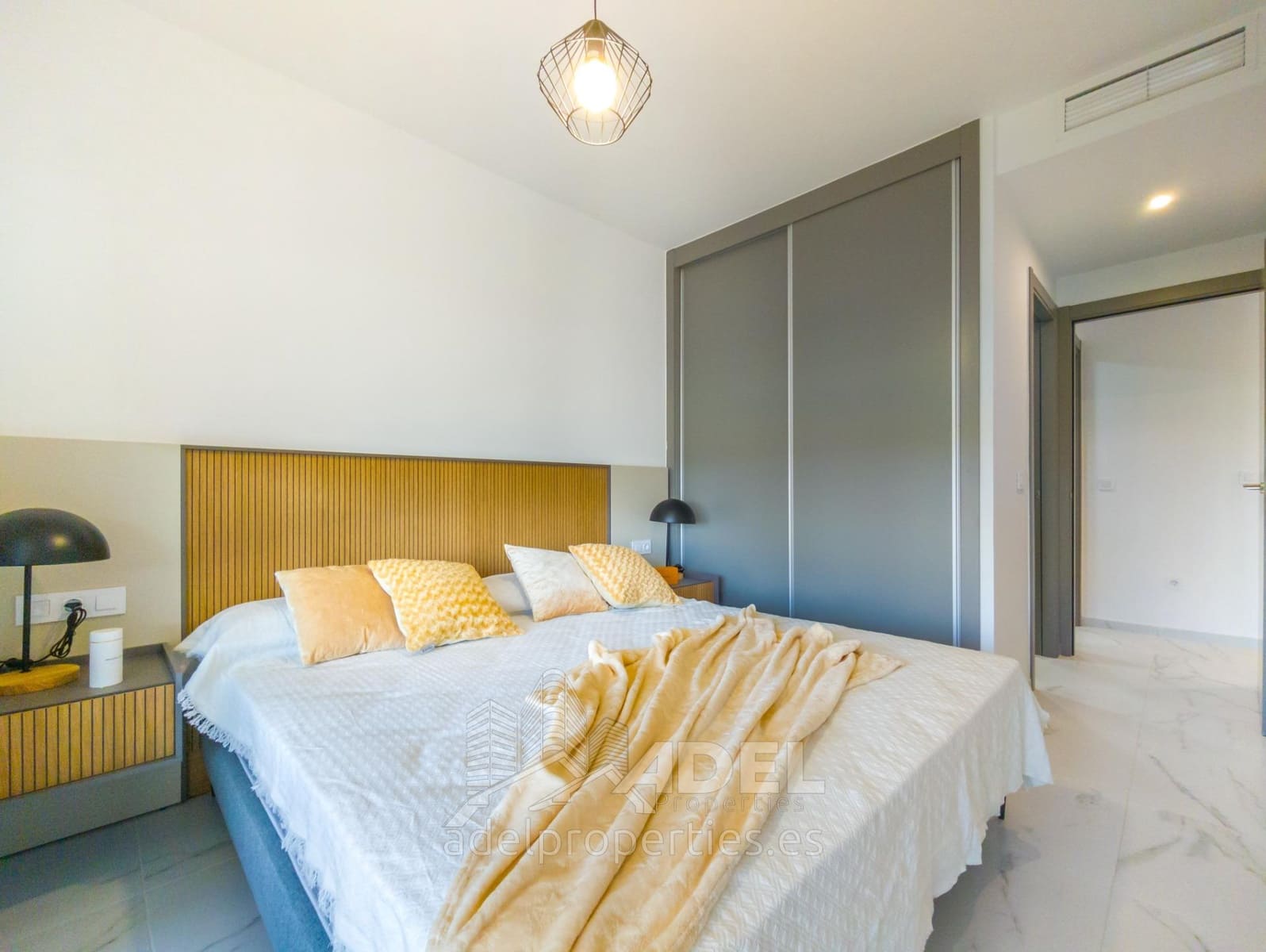 2 bedroom Apartment for sale in Paraje Natural with pool - € 287,000 (Ref: 9330586)