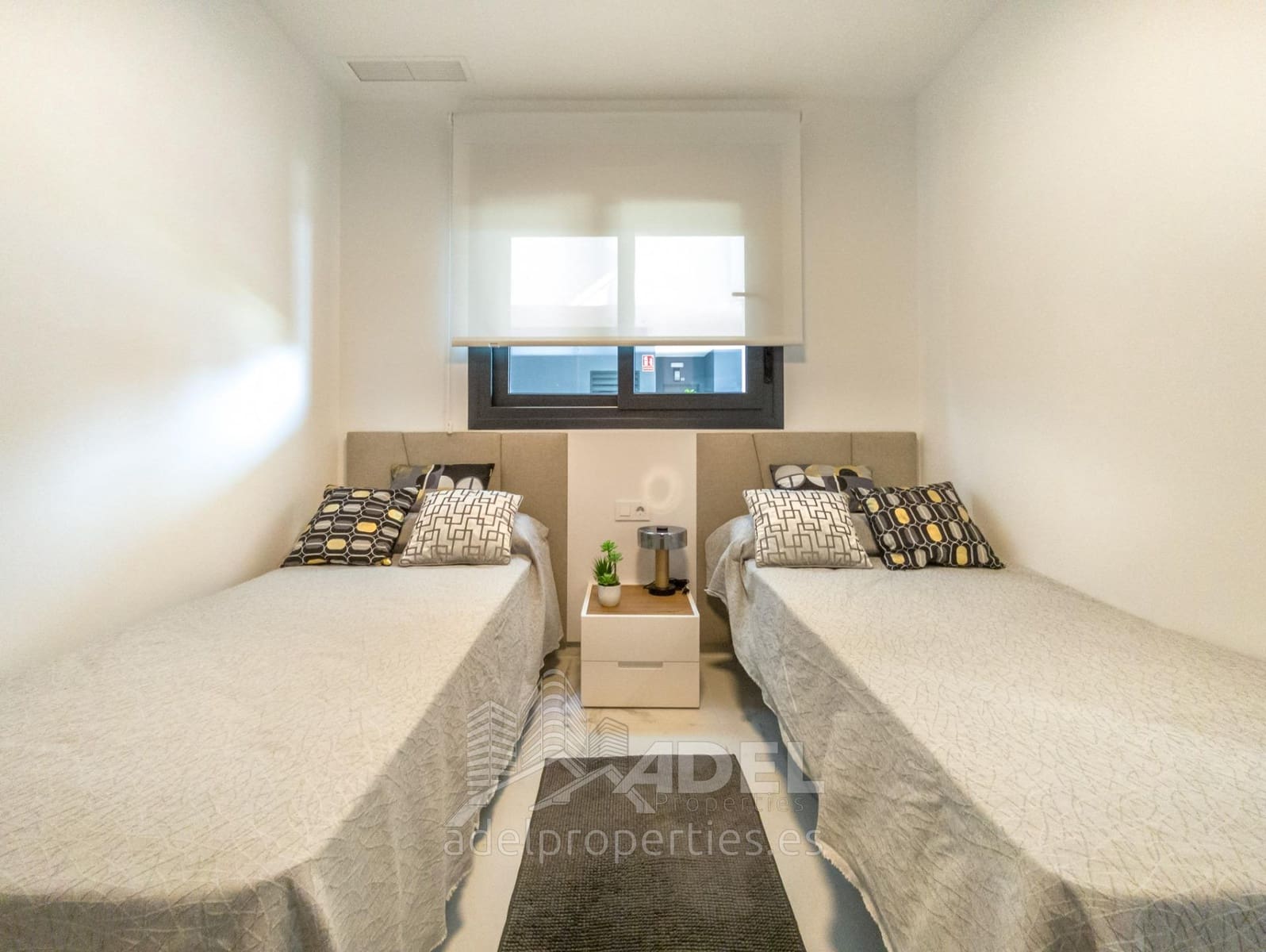 2 bedroom Apartment for sale in Paraje Natural with pool - € 287,000 (Ref: 9330586)