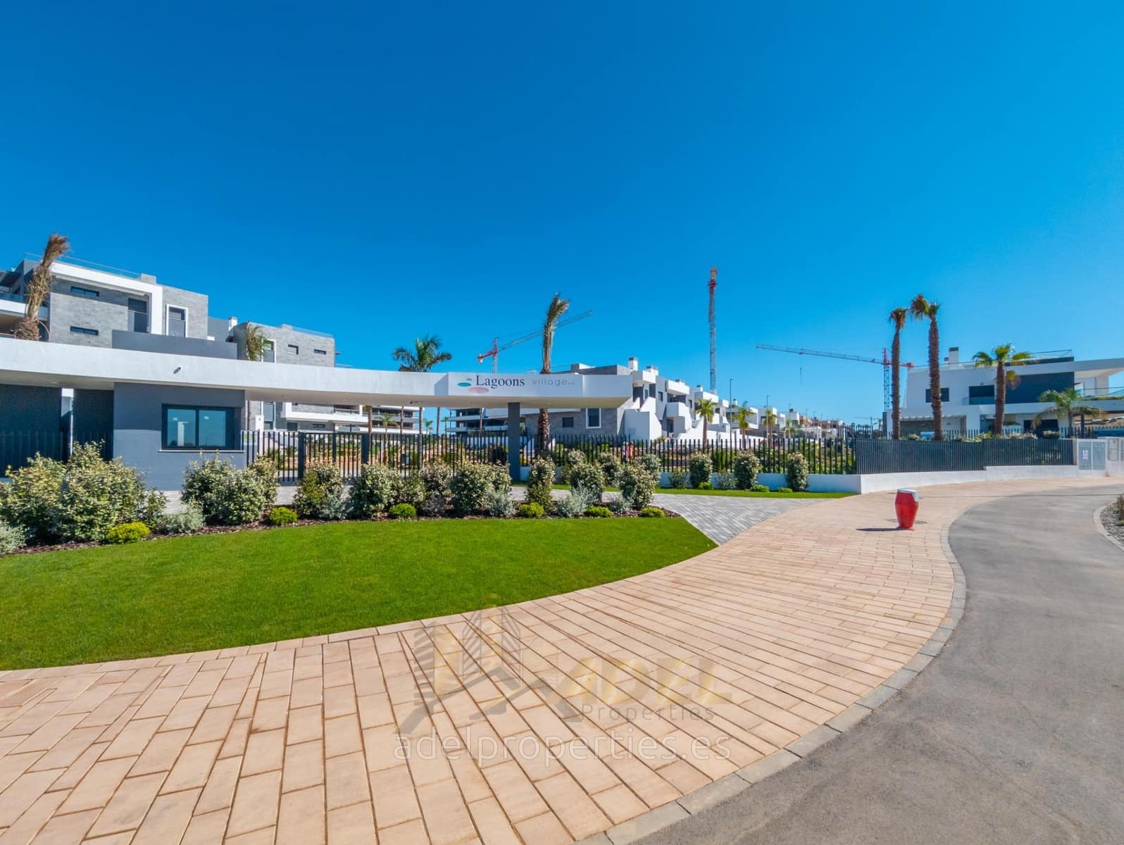 2 bedroom Apartment for sale in Paraje Natural with pool - € 287,000 (Ref: 9330586)