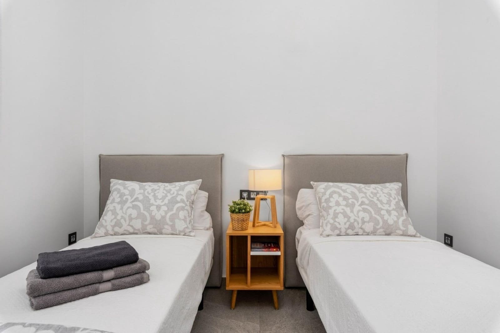 3 makuuhuone Huvila myytävänä paikassa El Raso mukana uima-altaan - 445 000 € (Ref: 9349501)