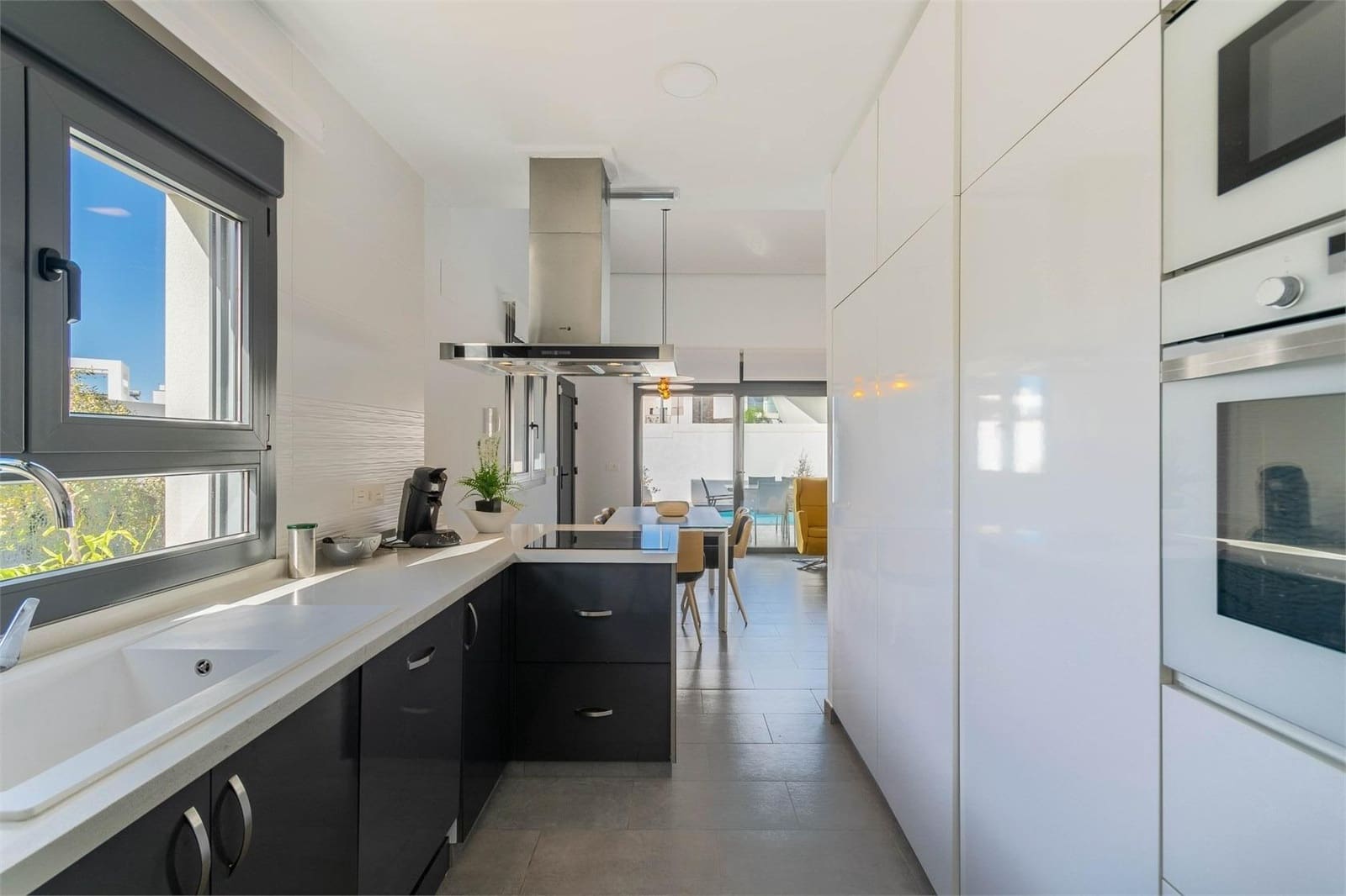 3 bedroom Villa for sale in Benijofar with pool - € 425,000 (Ref: 9355802)