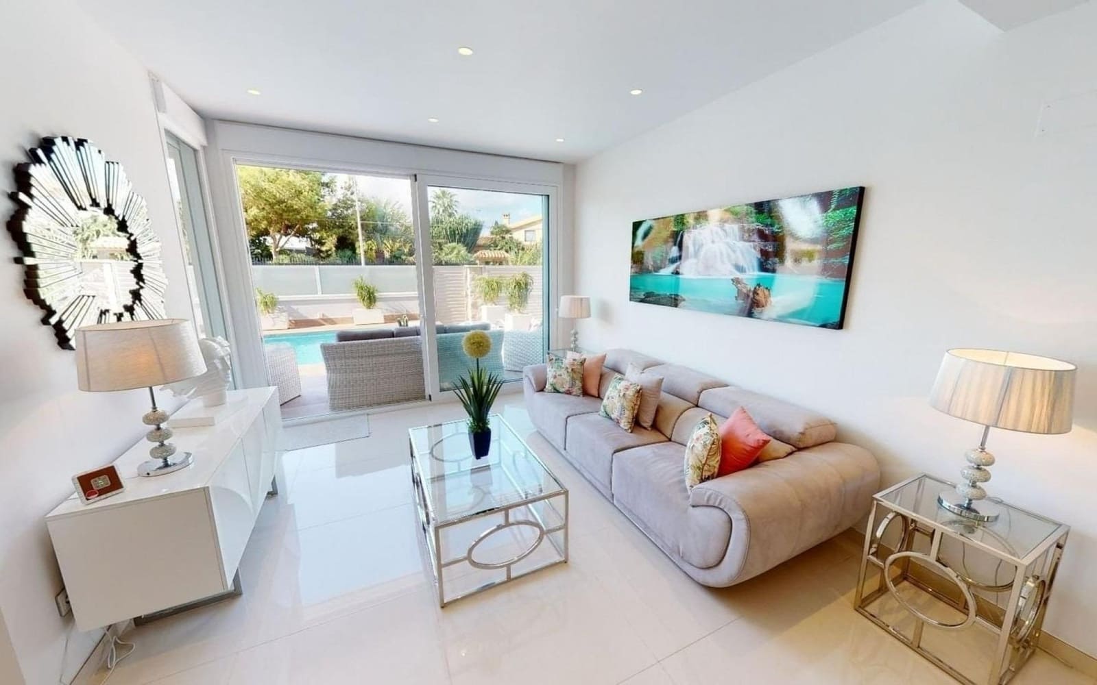 4 soveværelse Villa til salg i Torrevieja med swimmingpool - € 599.950 (Ref: 9375282)