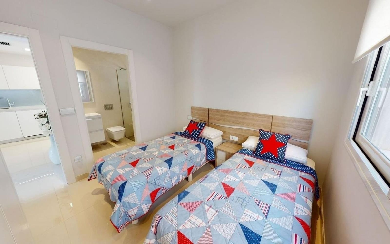 4 soveværelse Villa til salg i Torrevieja med swimmingpool - € 599.950 (Ref: 9375282)