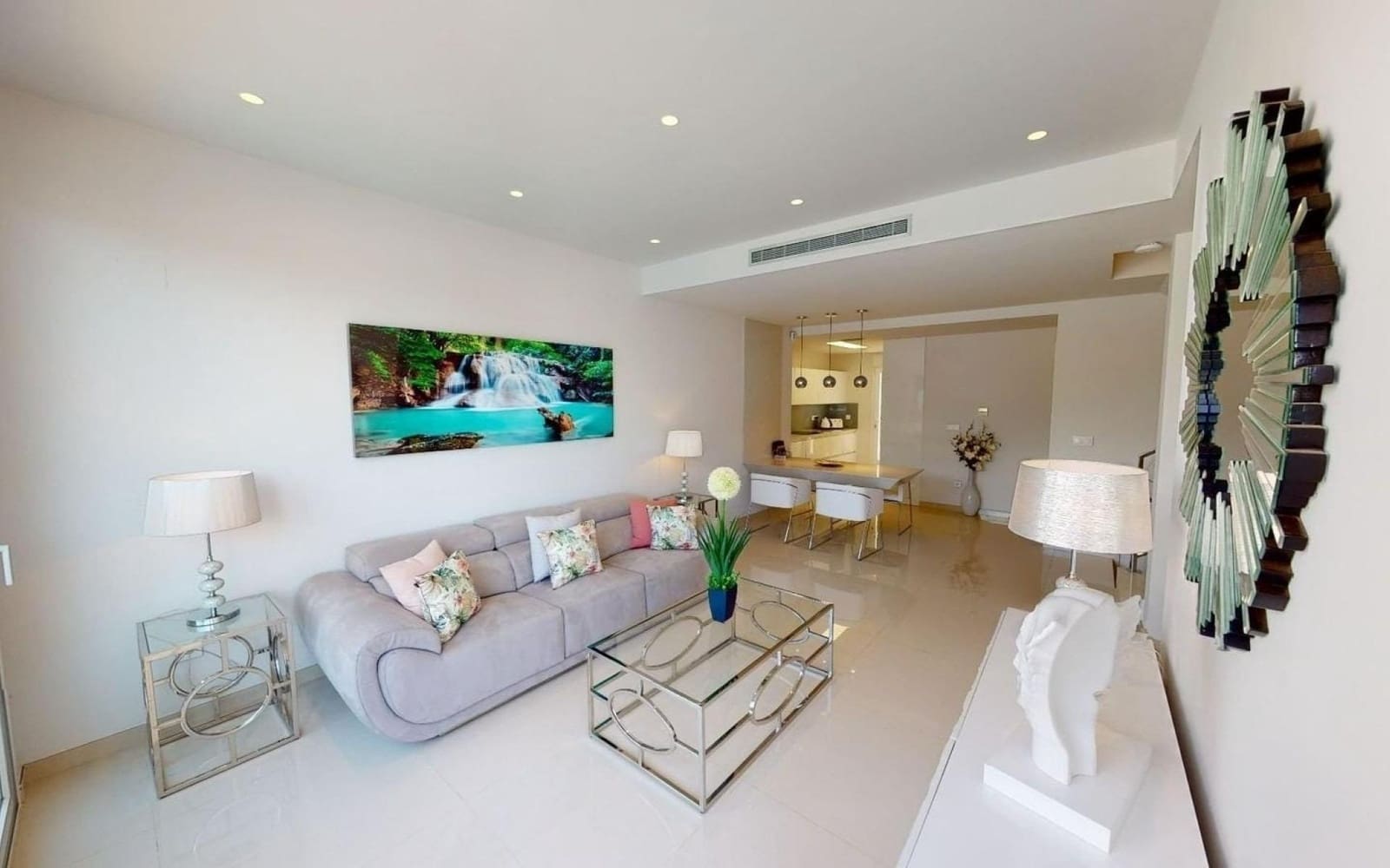 4 sypialnia Willa na sprzedaż w Torrevieja z basenem - 599 950 € (Ref: 9375282)