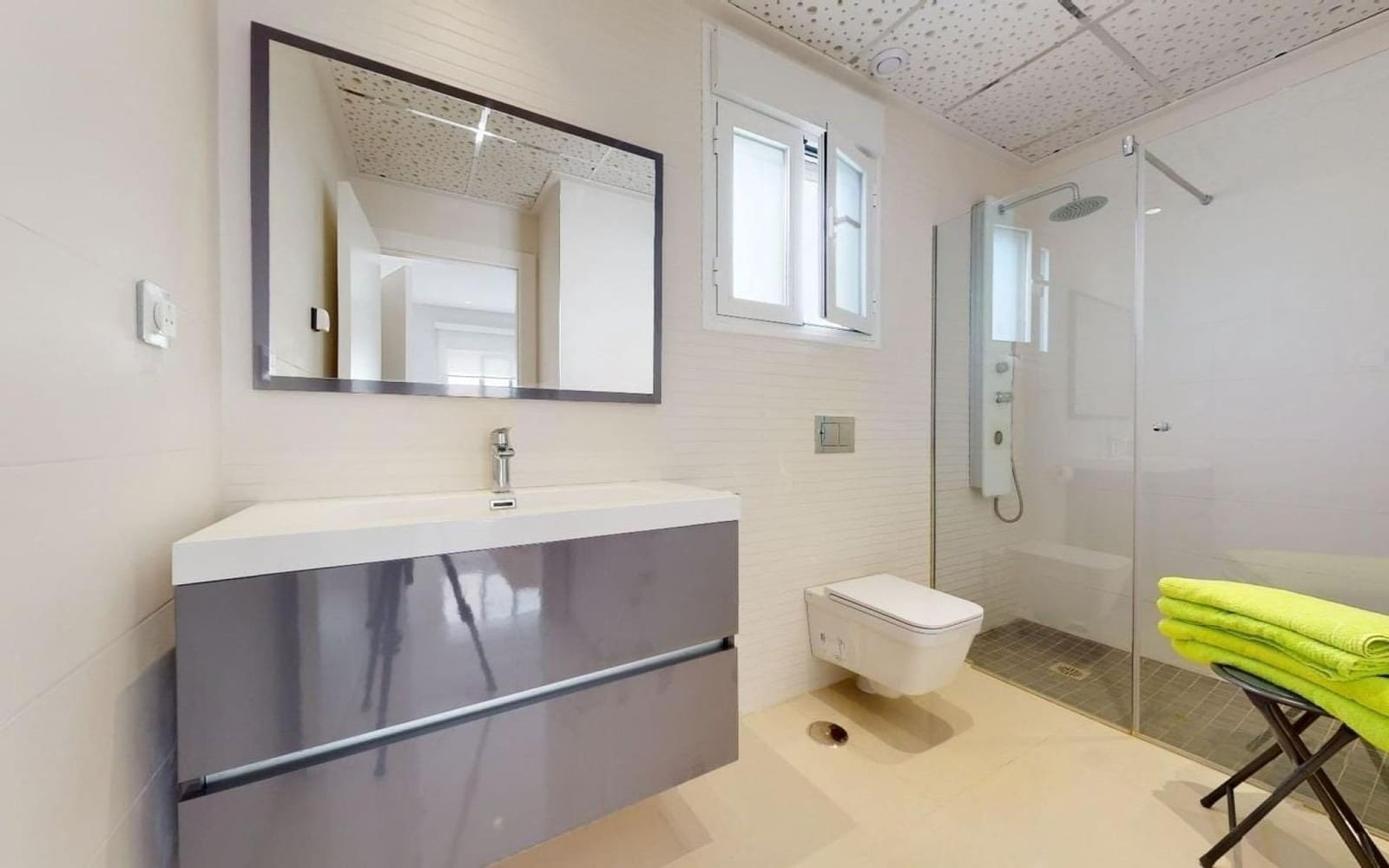 4 sypialnia Willa na sprzedaż w Torrevieja z basenem - 599 950 € (Ref: 9375282)