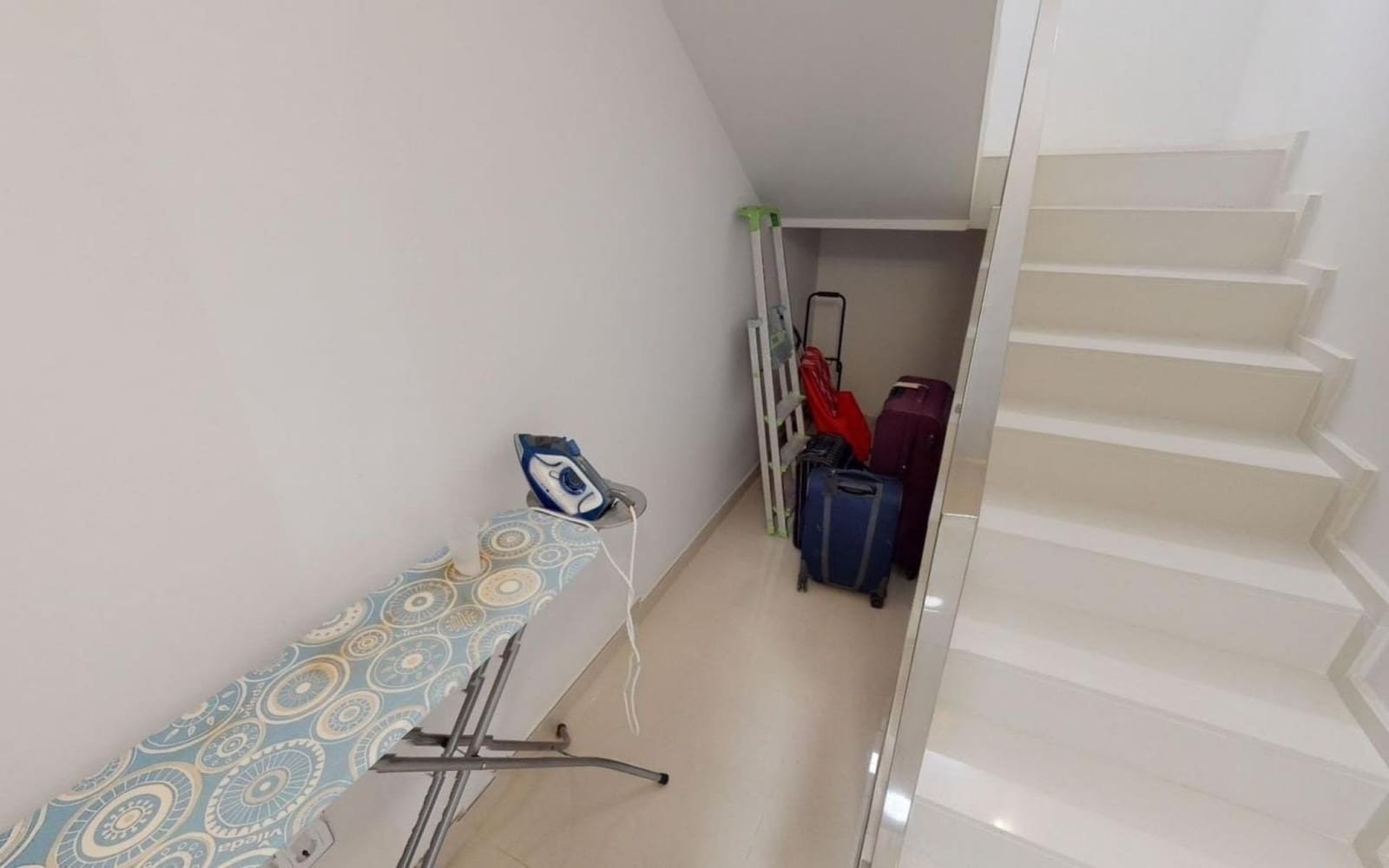 4 sypialnia Willa na sprzedaż w Torrevieja z basenem - 599 950 € (Ref: 9375282)