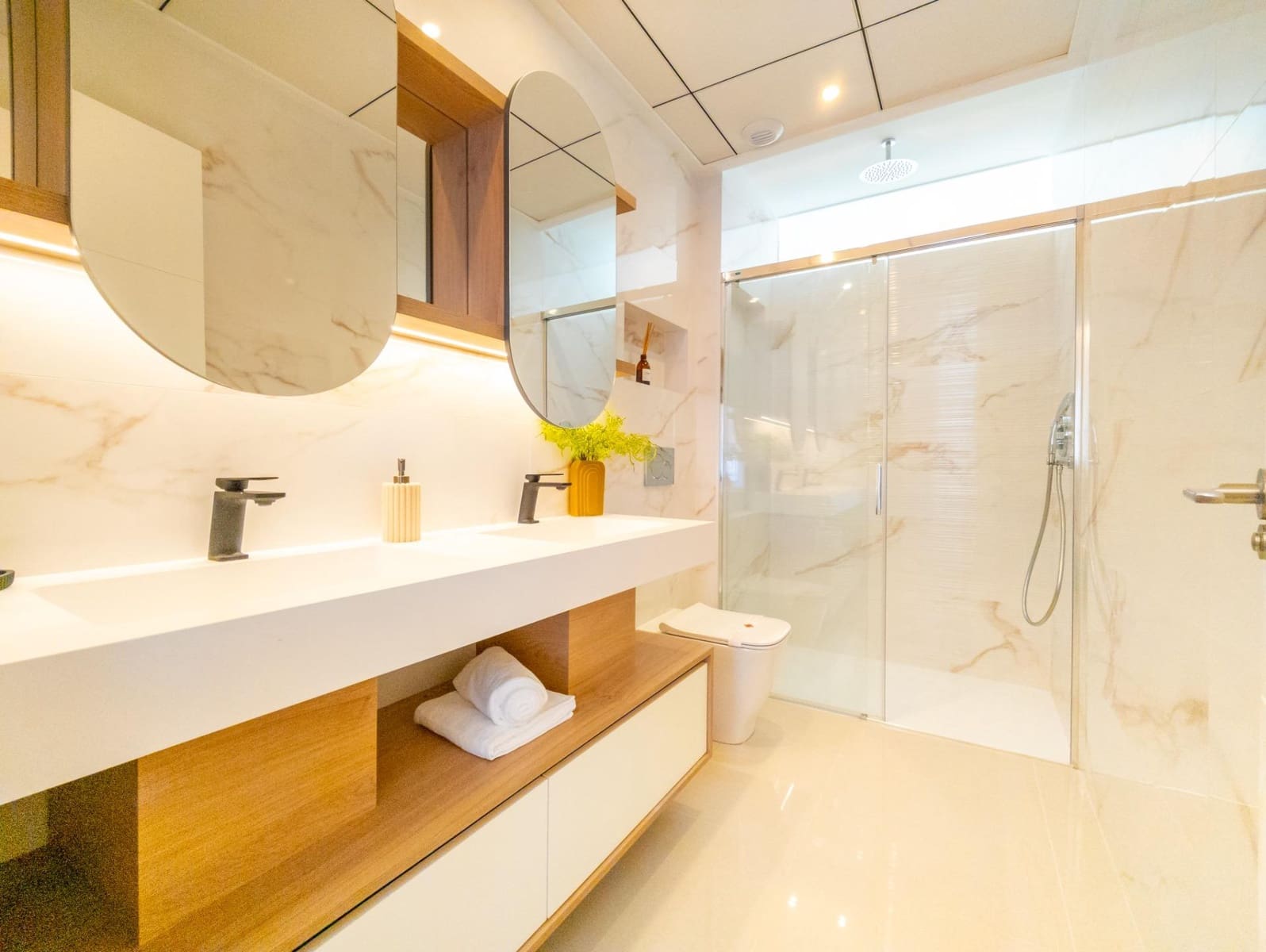 3 soveværelse Villa til salg i Dona Pepa med swimmingpool - € 766.380 (Ref: 9427151)