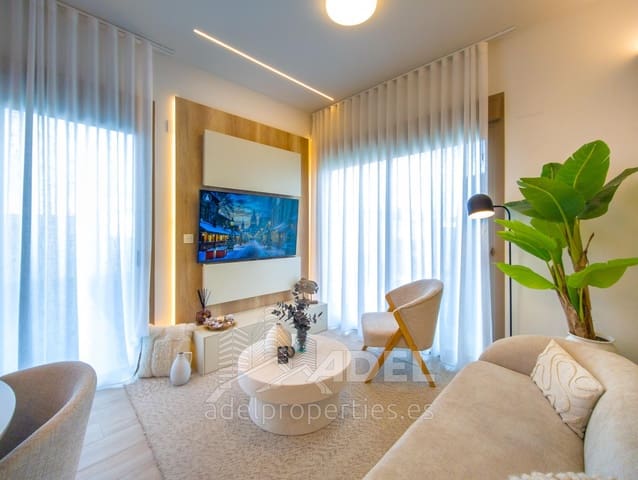 3 bedroom Villa for sale in Ciudad Quesada, Rojales with pool - € 435,000 (Ref: 9446292)