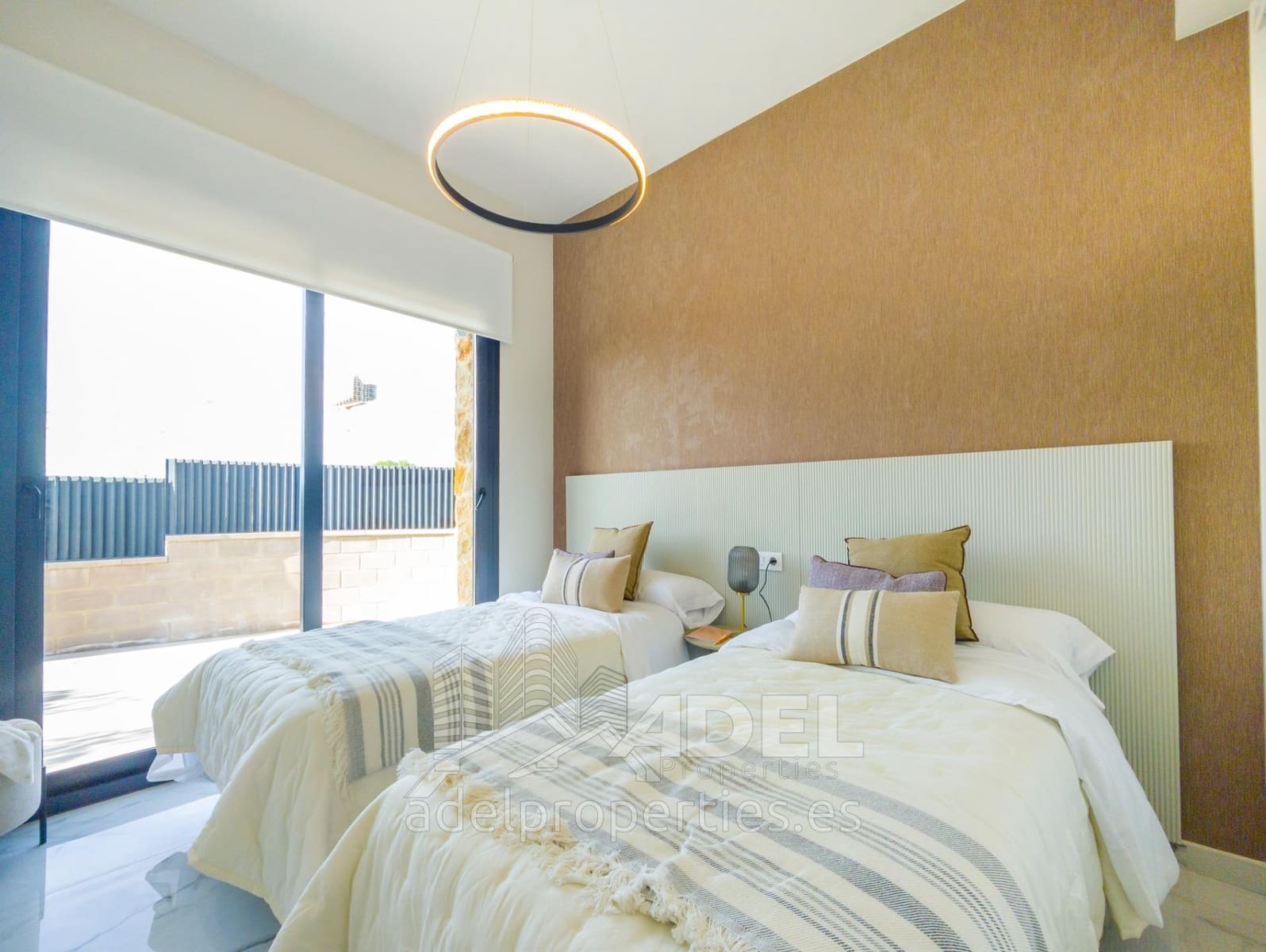 Chalet de 3 habitaciones en Ciudad Quesada en venta con piscina - 514.000 € (Ref: 9450506)