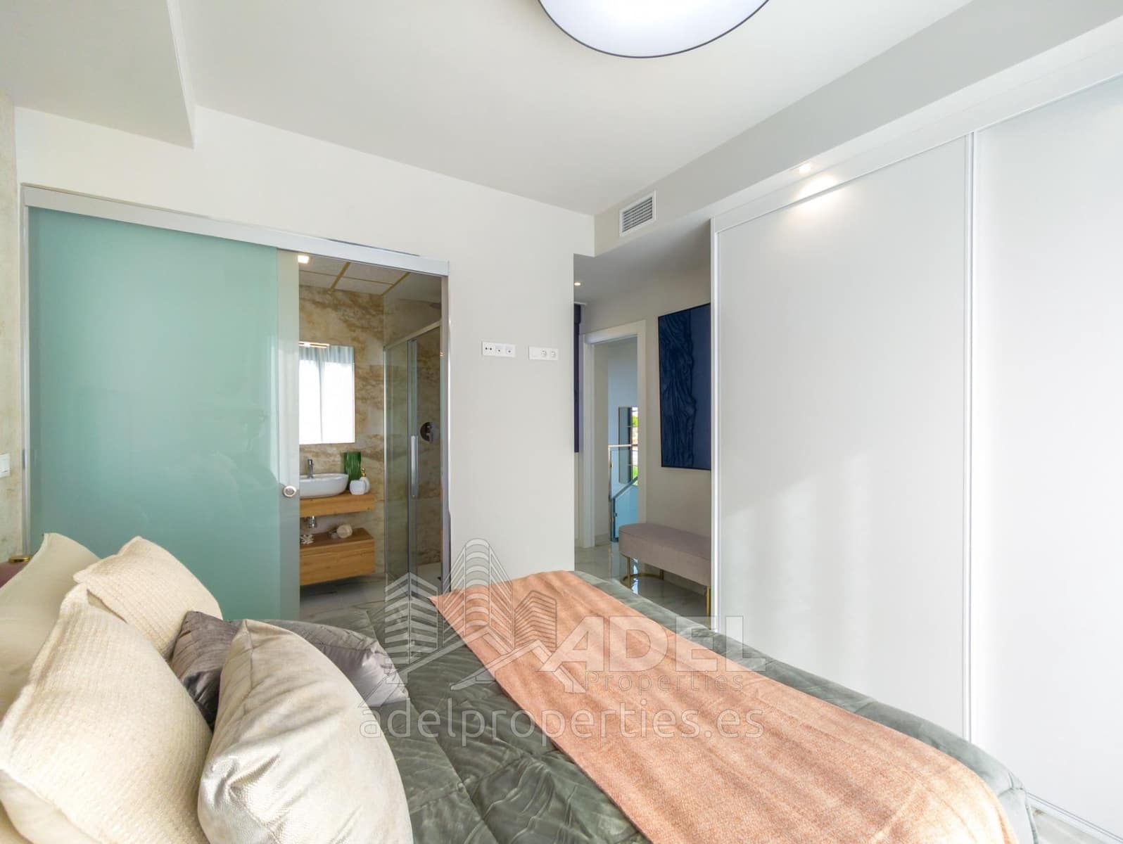 3 Zimmer Villa zu verkaufen in Ciudad Quesada mit Pool - 570.000 € (Ref: 9462038)